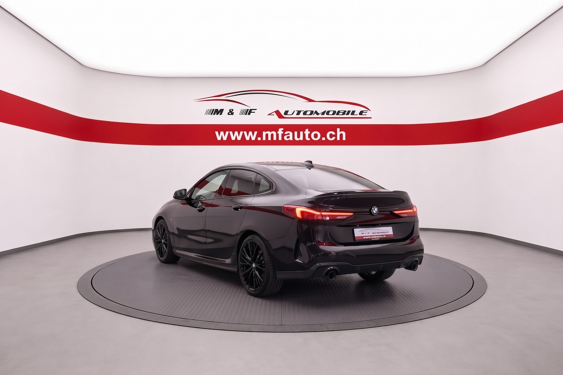 BMW 220d xDrive SAG Gran Coupé * CH FAHRZEUG *-showroom-element-3