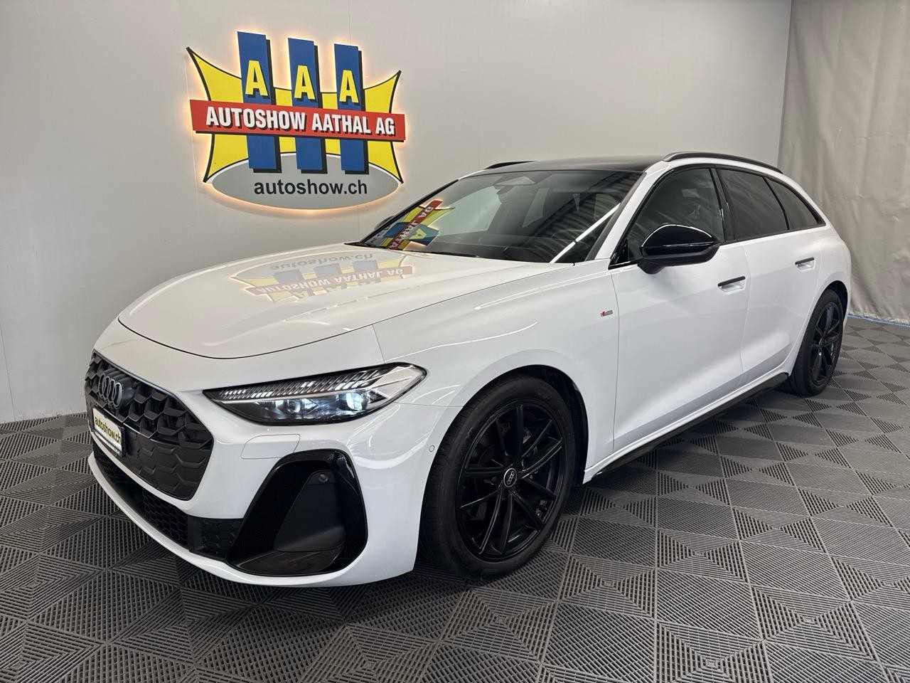 AUDI A5 Avant 2.0 TFSI S-tronic Black Line S