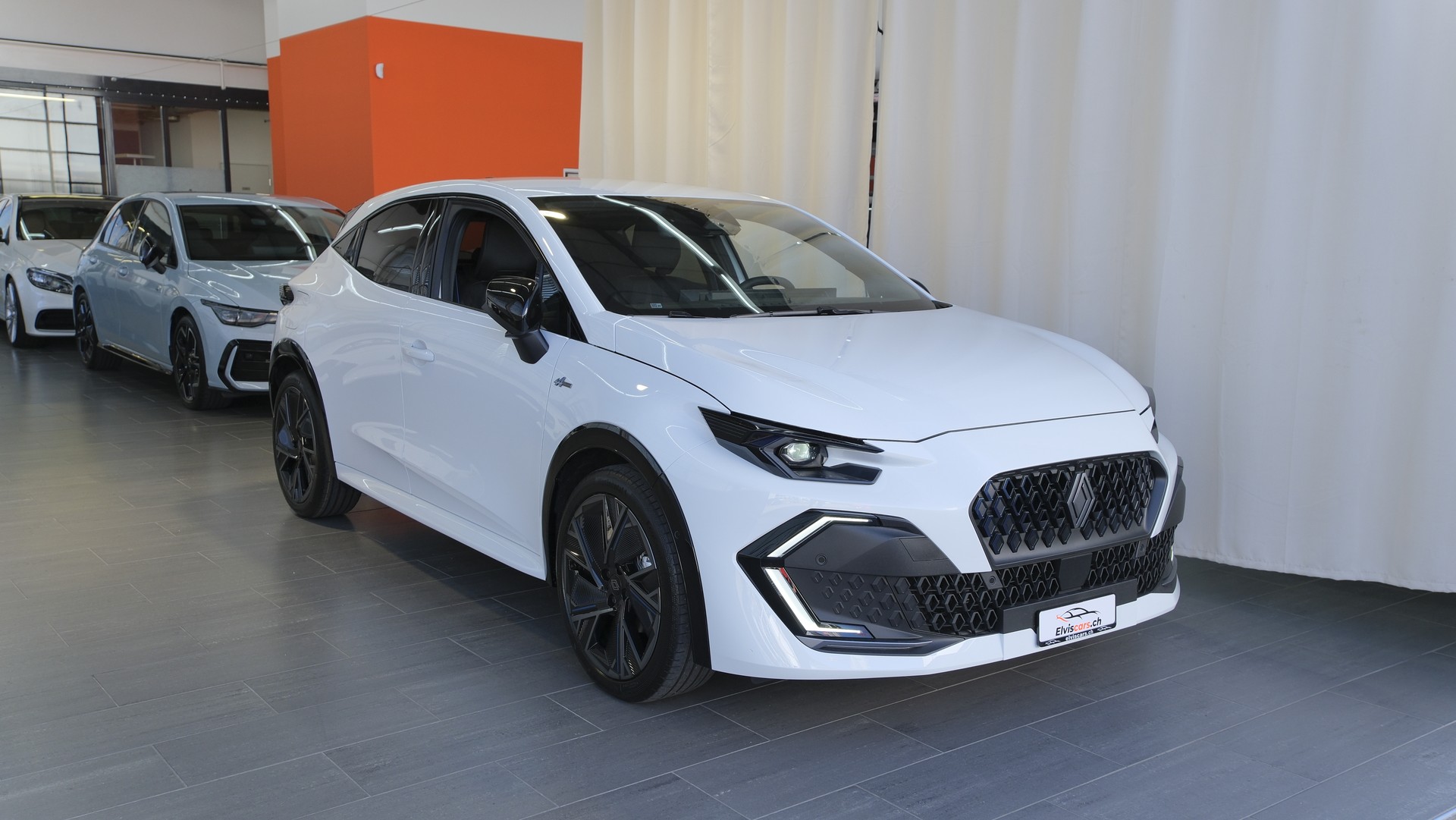 RENAULT Clio 1.8 E-Tech Esprit Alpine " full Hybrid "-showroom-element-1