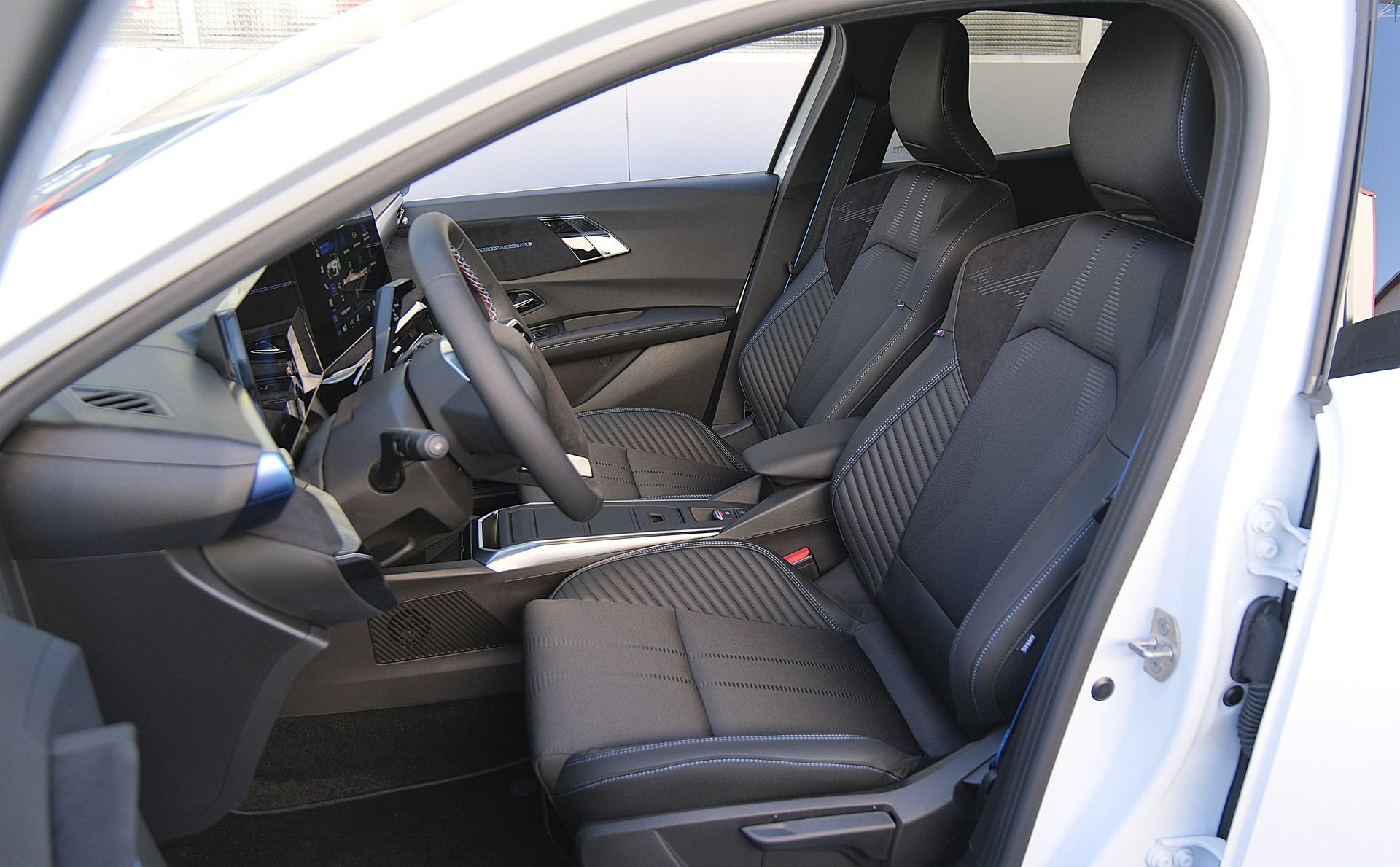RENAULT Clio 1.8 E-Tech Esprit Alpine " full Hybrid "-showroom-element-3