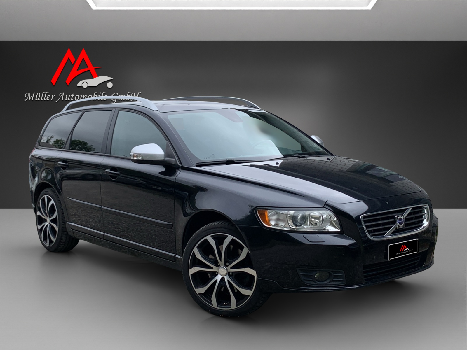 VOLVO V50 T5 AWD Summum Geartronic-showroom-element-1