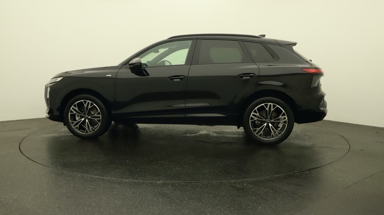 AUDI Q3 SUV TFSI quattro 195 kW S tronic-showroom-element-1