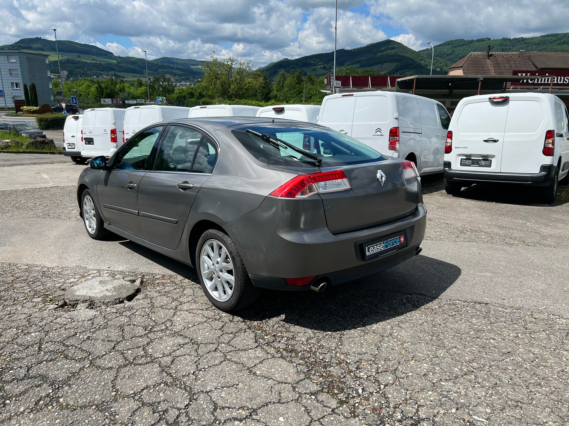RENAULT Laguna 2.0 dCi Dynamique Automatic-showroom-element-1