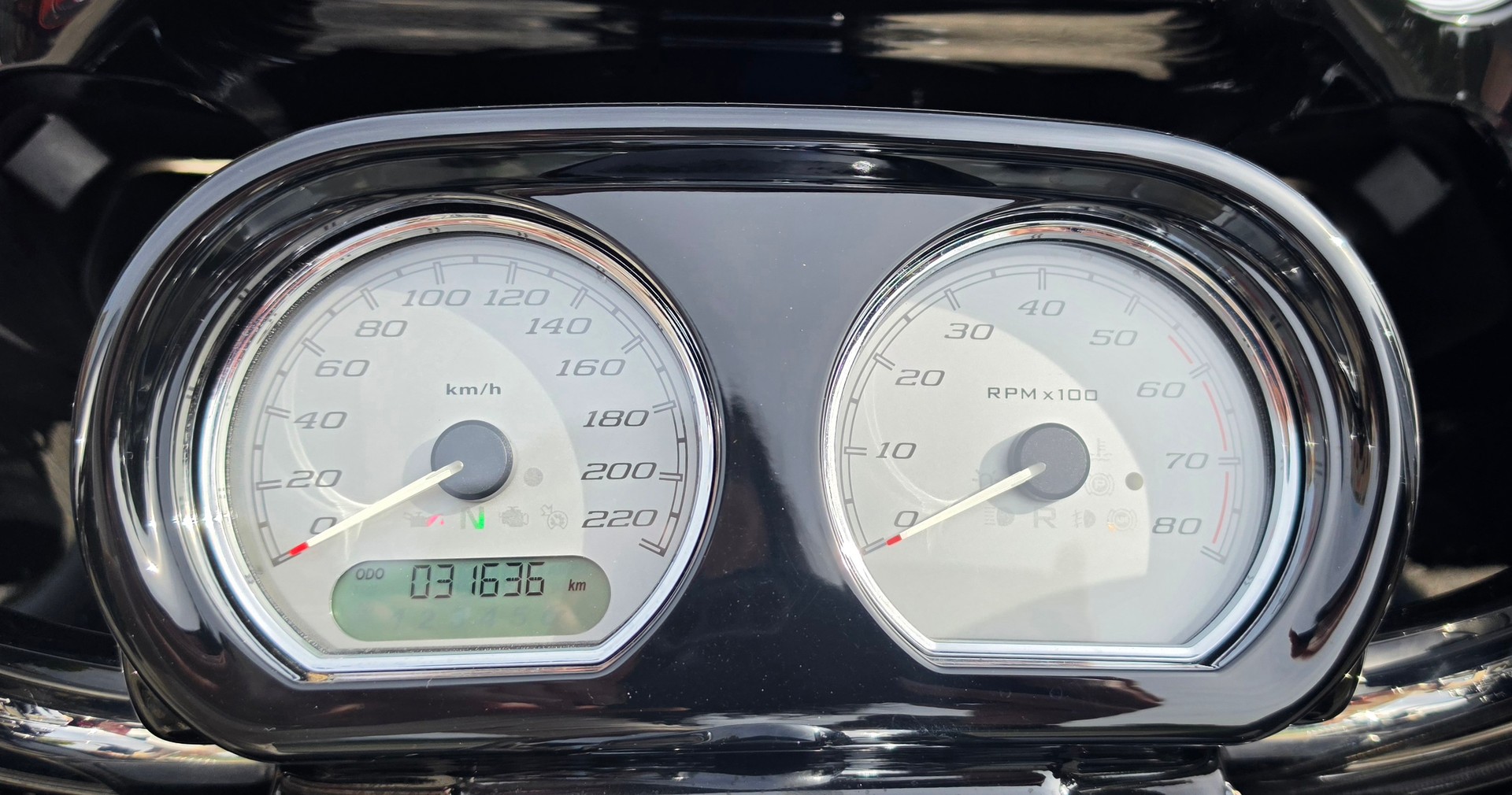 HARLEY-DAVIDSON FLTRXS Road Glide Special ABS-image-5