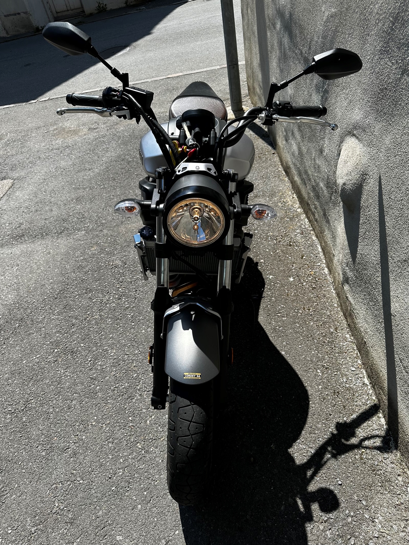 YAMAHA XSR 700-image-2
