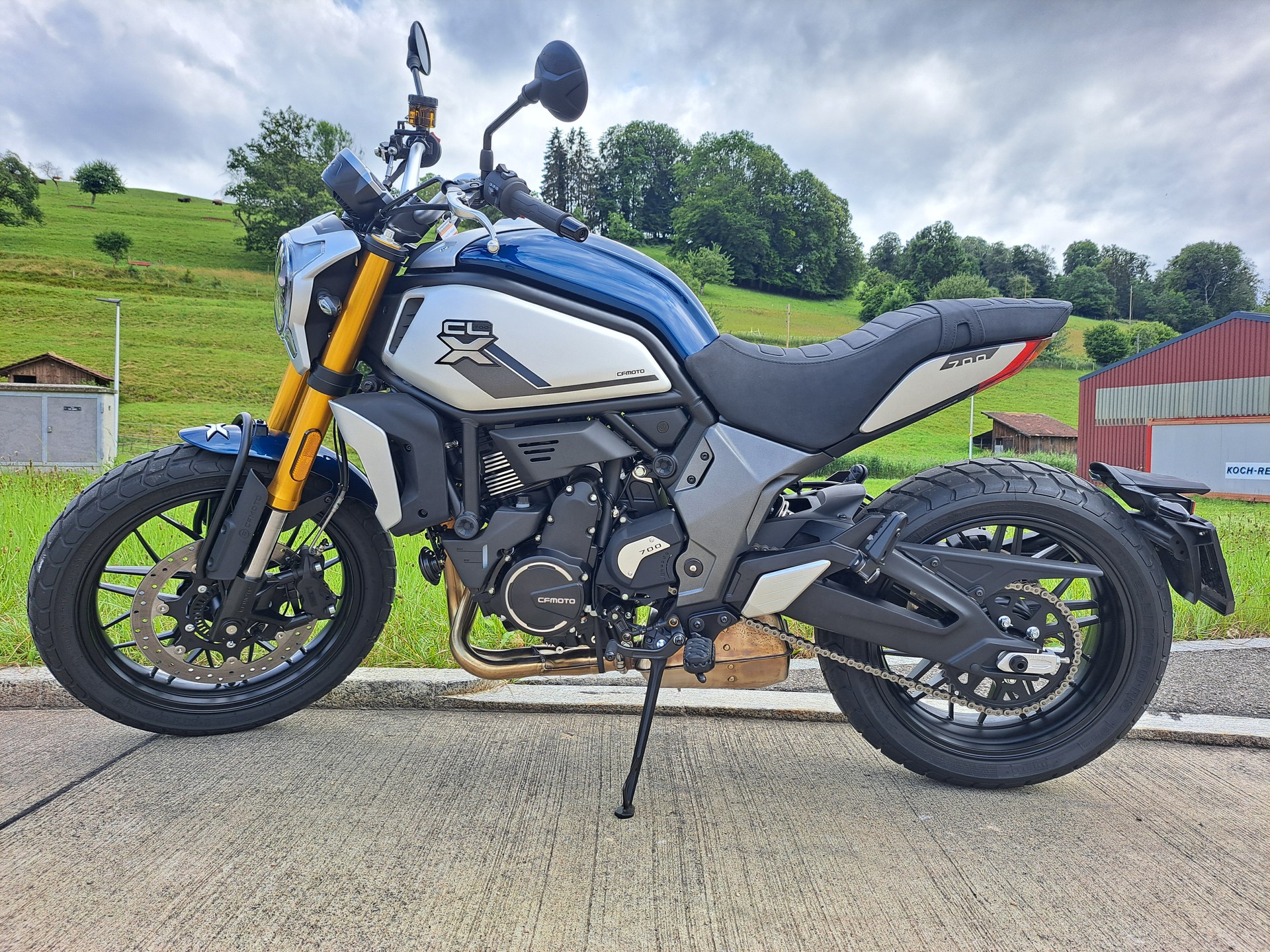 CF MOTO 700 CL-X Heritage-image-1