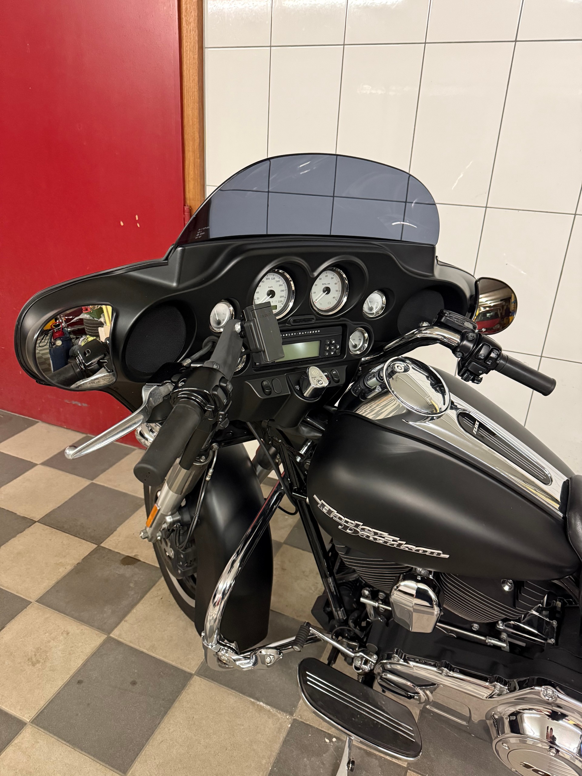 HARLEY-DAVIDSON FLHX Street Glide ABS-image-10