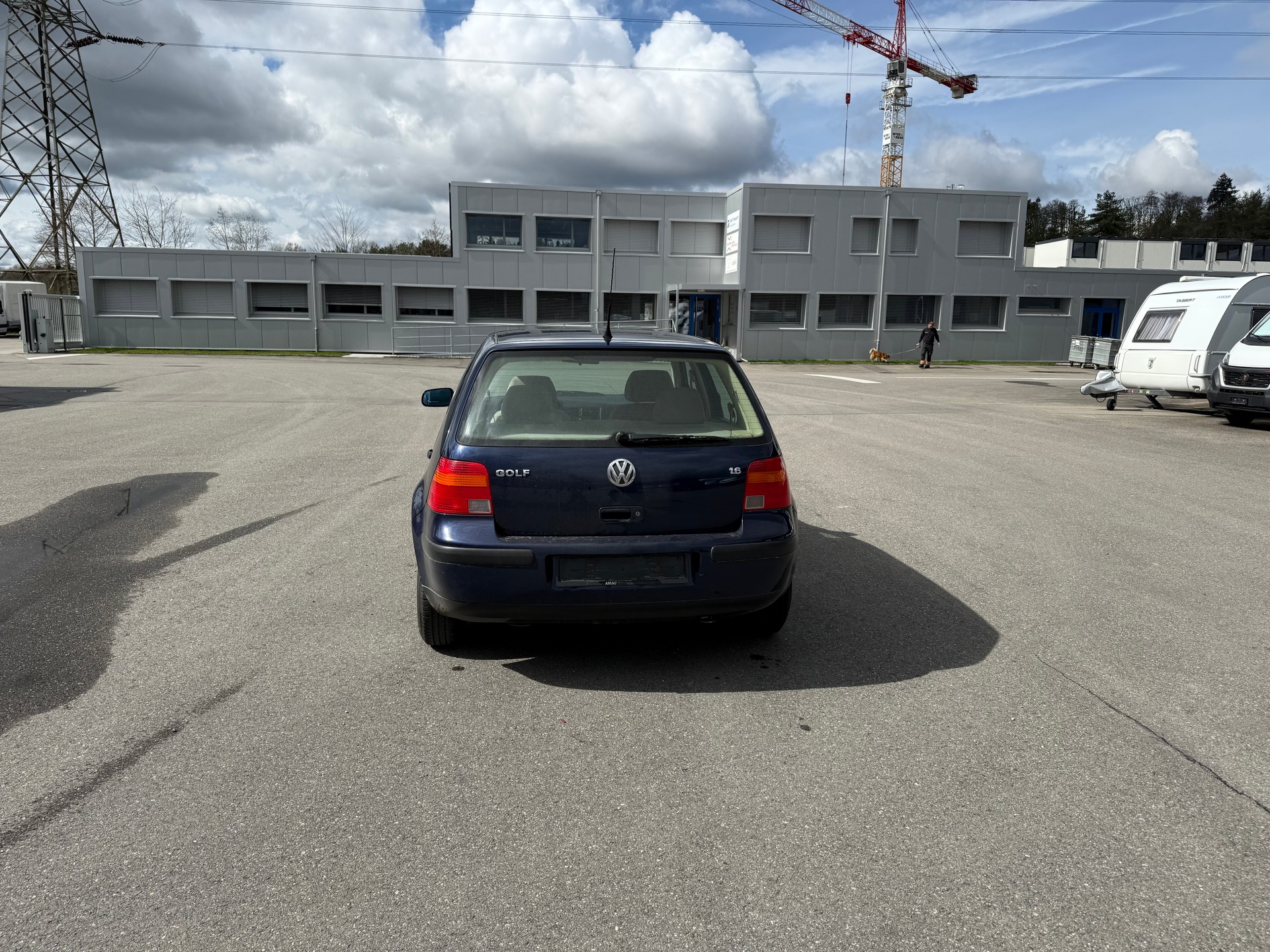 VW Golf 1.6 Trendline-image-4
