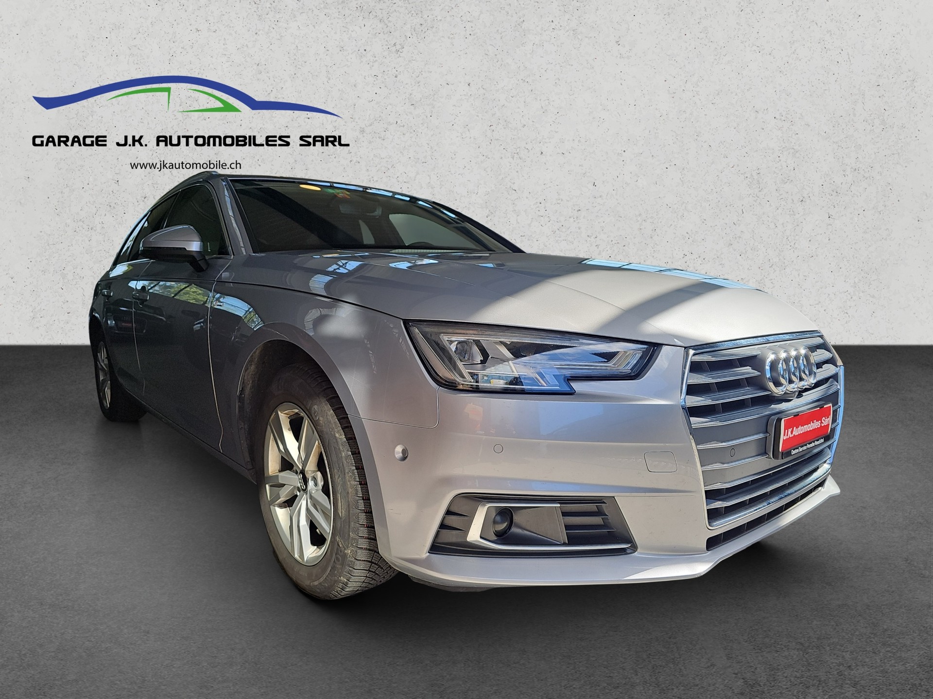 AUDI A4 Avant 2.0 TFSI g-tron S-line Sport S-tronic-image-12