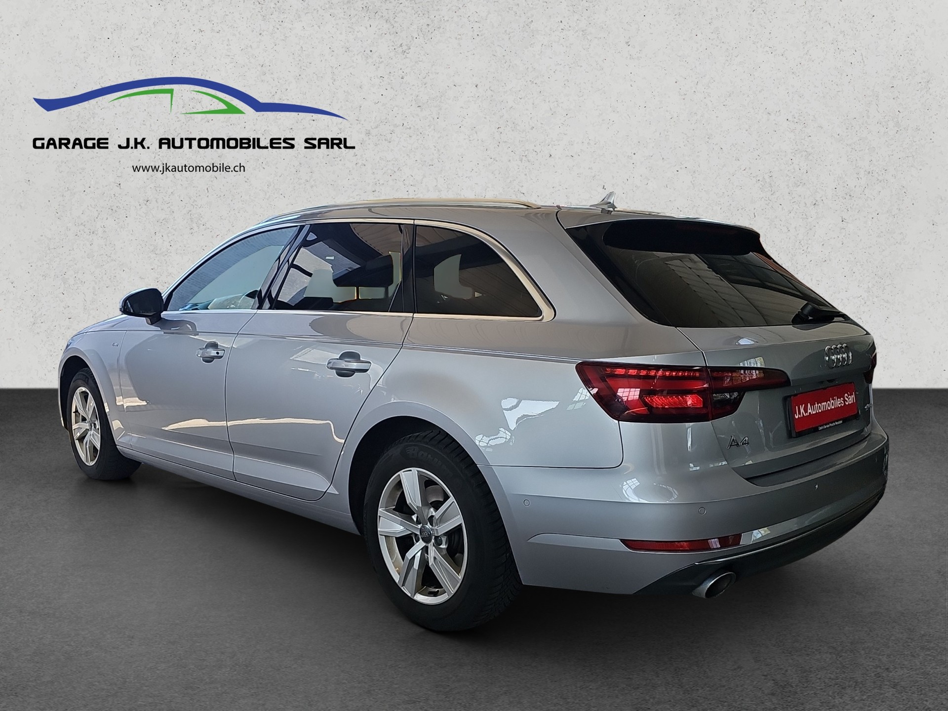 AUDI A4 Avant 2.0 TFSI g-tron S-line Sport S-tronic-image-14