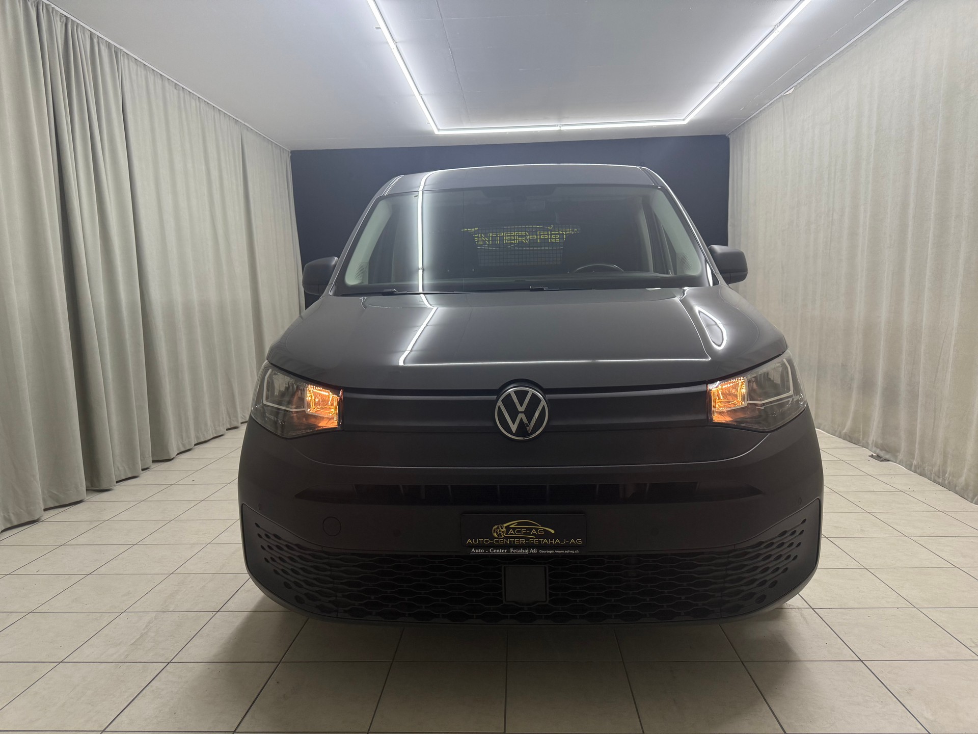 VW Caddy Cargo 2.0TDI DSG-showroom-element-1