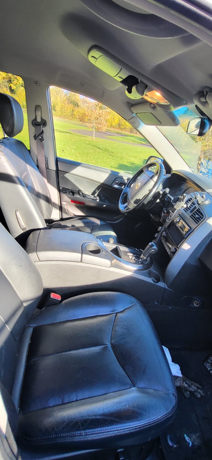 KGM-SsangYong-showroom-element-3