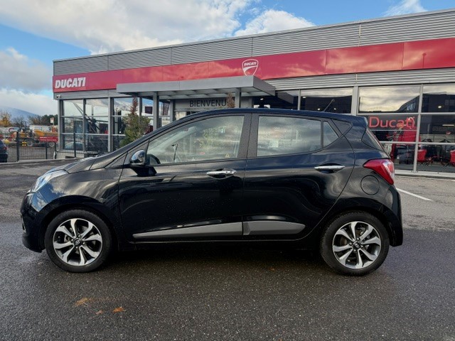 HYUNDAI i10 1.2 Amplia Automatic-image-2