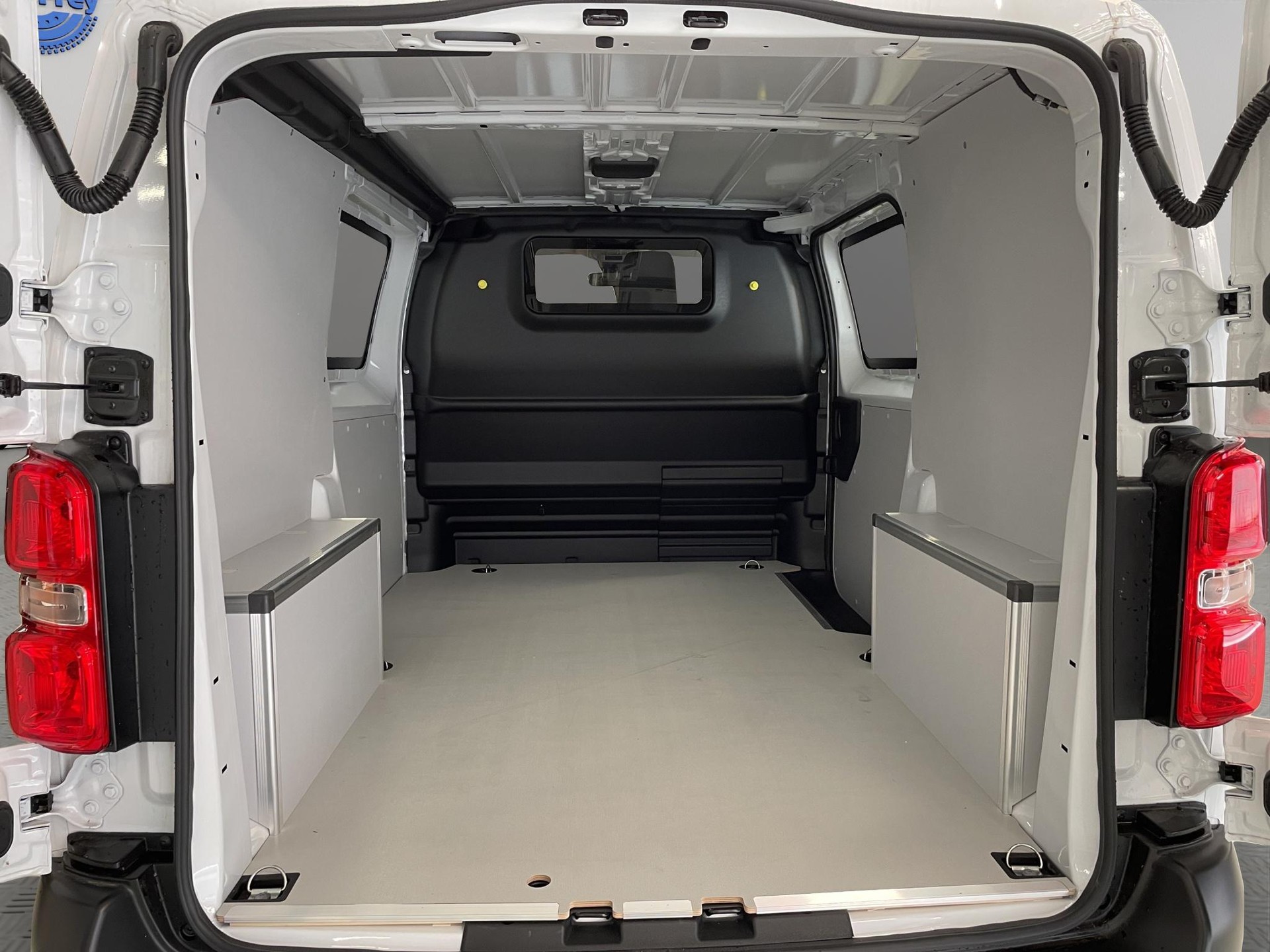 OPEL Vivaro Cargo 2.7 t M 2.0 D 177 S/S-image-12
