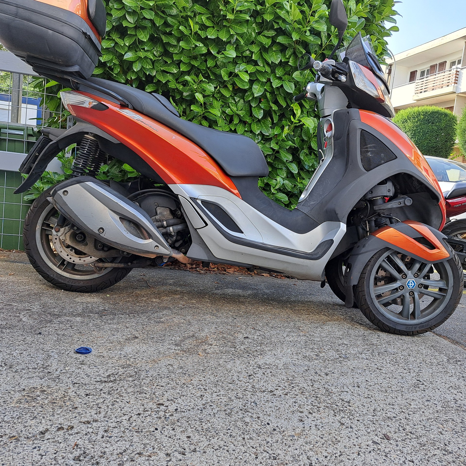 PIAGGIO MP3 Yourban 300 i.e.-image-2