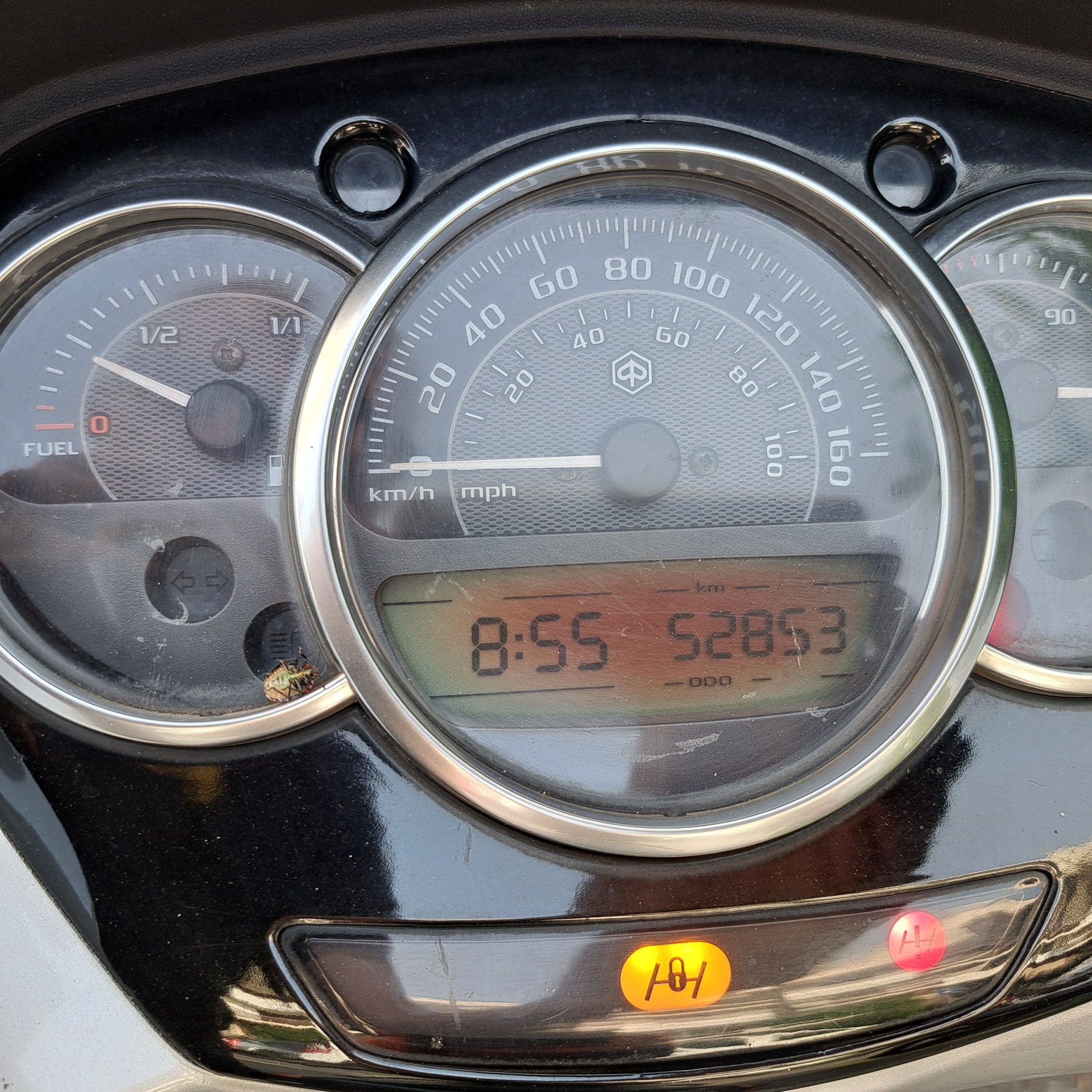 PIAGGIO MP3 Yourban 300 i.e.-image-4
