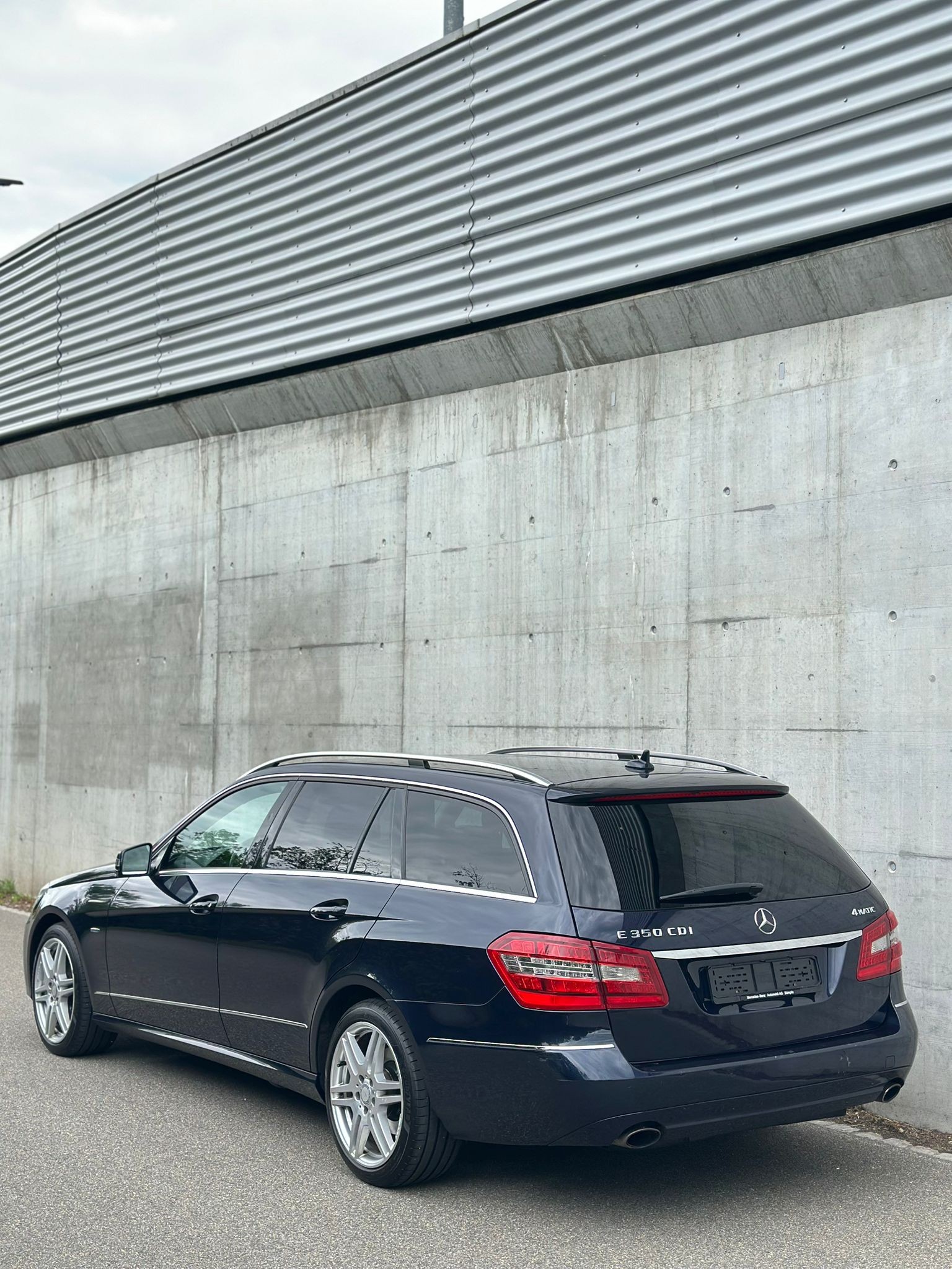 MERCEDES-BENZ E 350 CDI BlueEff. Avantgarde 4Matic 7G-Tronic-image-2