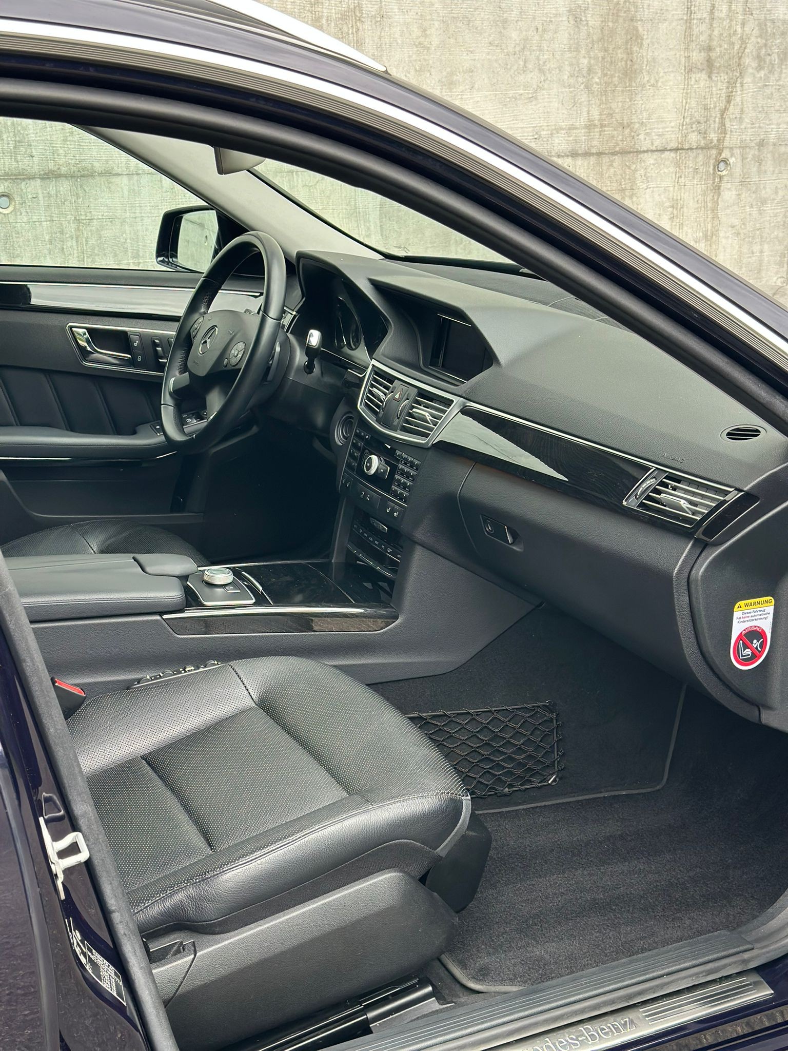 MERCEDES-BENZ E 350 CDI BlueEff. Avantgarde 4Matic 7G-Tronic-image-6
