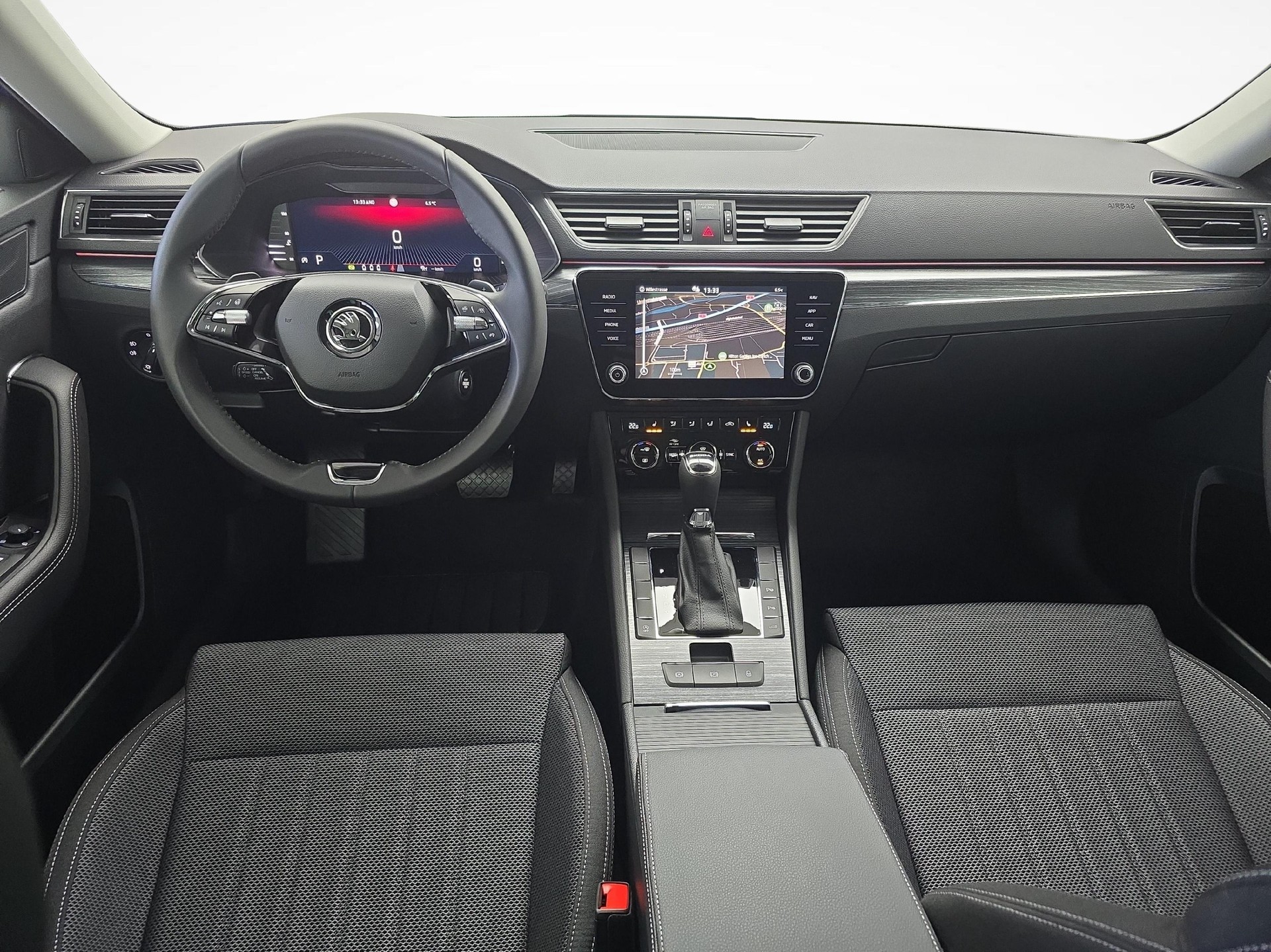 SKODA Combi 1.5 Style TSI DSG / ab 3,99% Leasing bei Abschluss einer Protect Autoversicherung-image-8