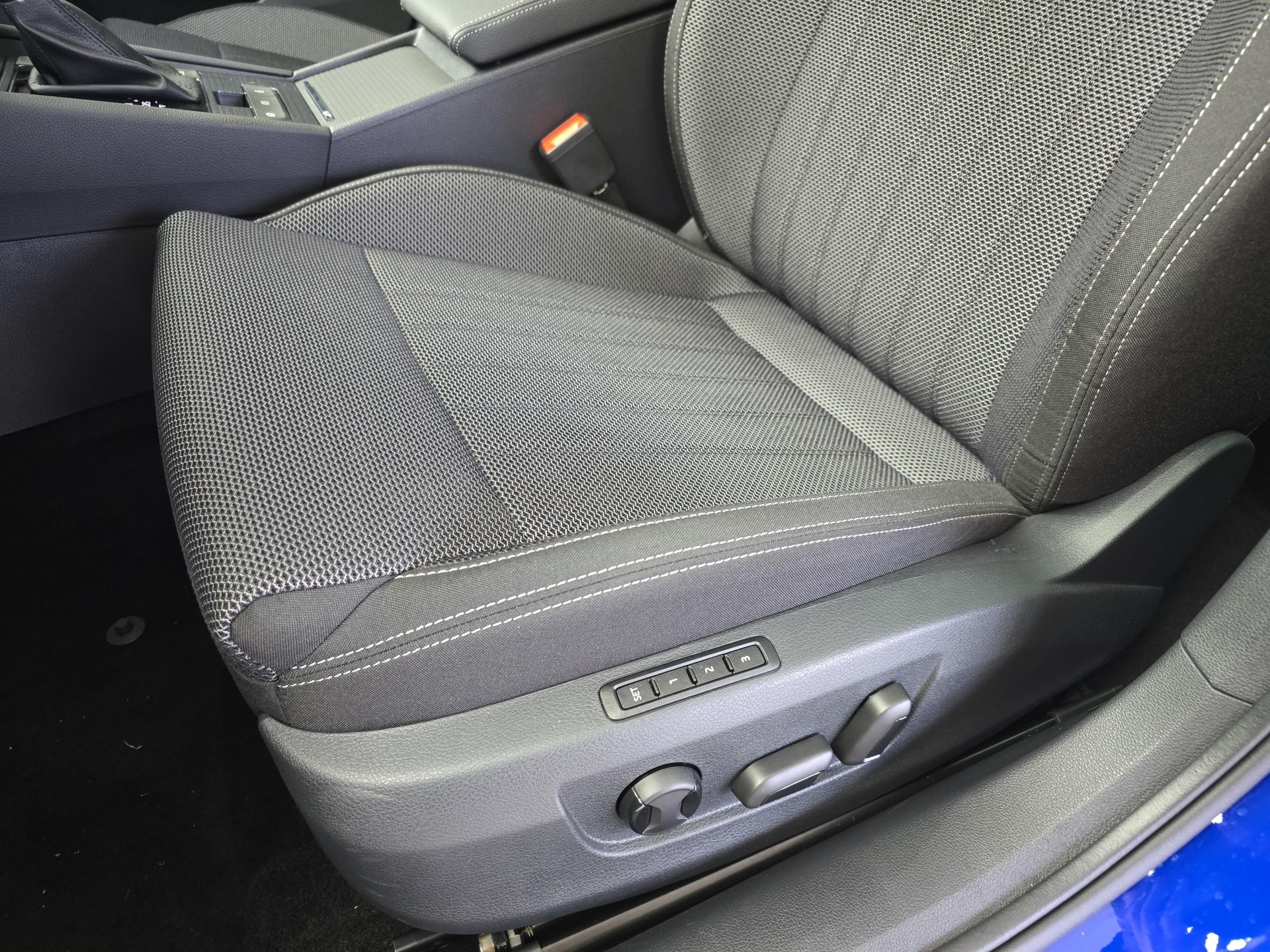 SKODA Combi 1.5 Style TSI DSG / ab 3,99% Leasing bei Abschluss einer Protect Autoversicherung-image-16