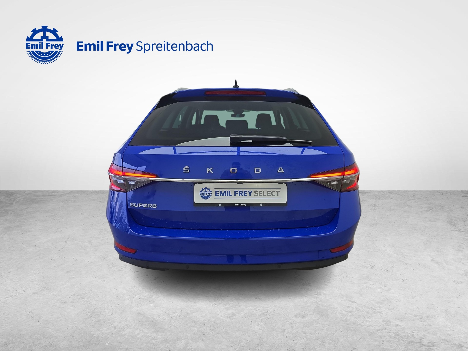 SKODA Combi 1.5 Style TSI DSG / ab 3,99% Leasing bei Abschluss einer Protect Autoversicherung-showroom-element-3
