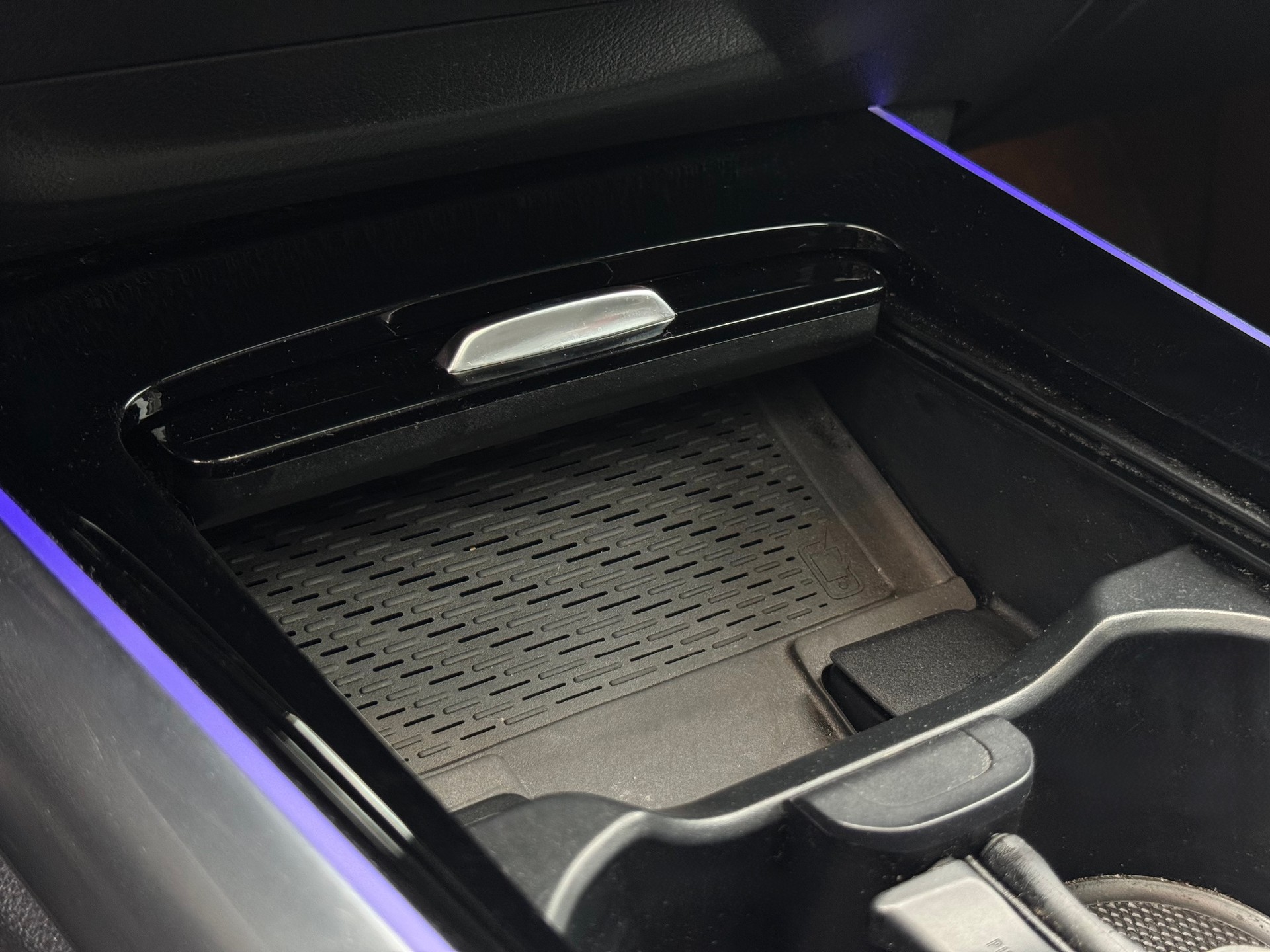 MERCEDES-BENZ GLA 45 AMG 4Matic+ 8G-Speedshift DCT-image-19