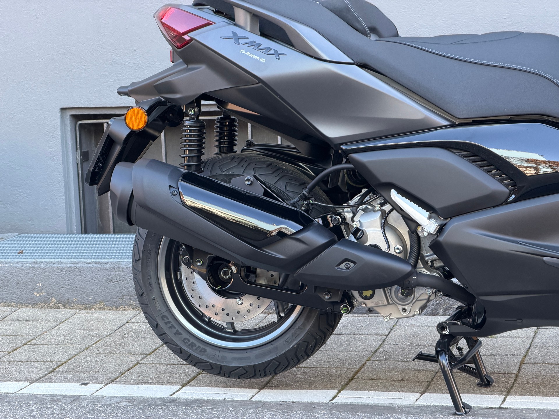 YAMAHA XMAX 300 Tech MAX+ 2026-image-11