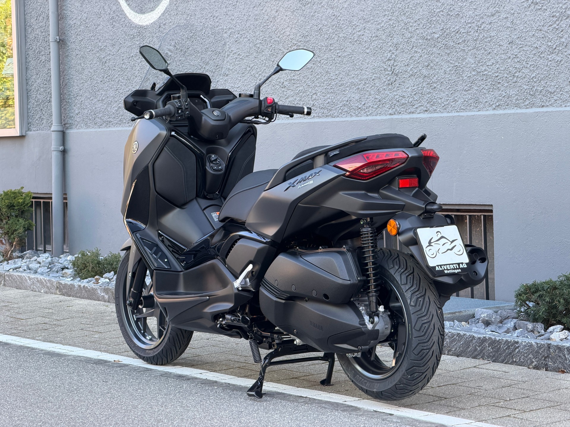 YAMAHA XMAX 300 Tech MAX+ 2026-image-6