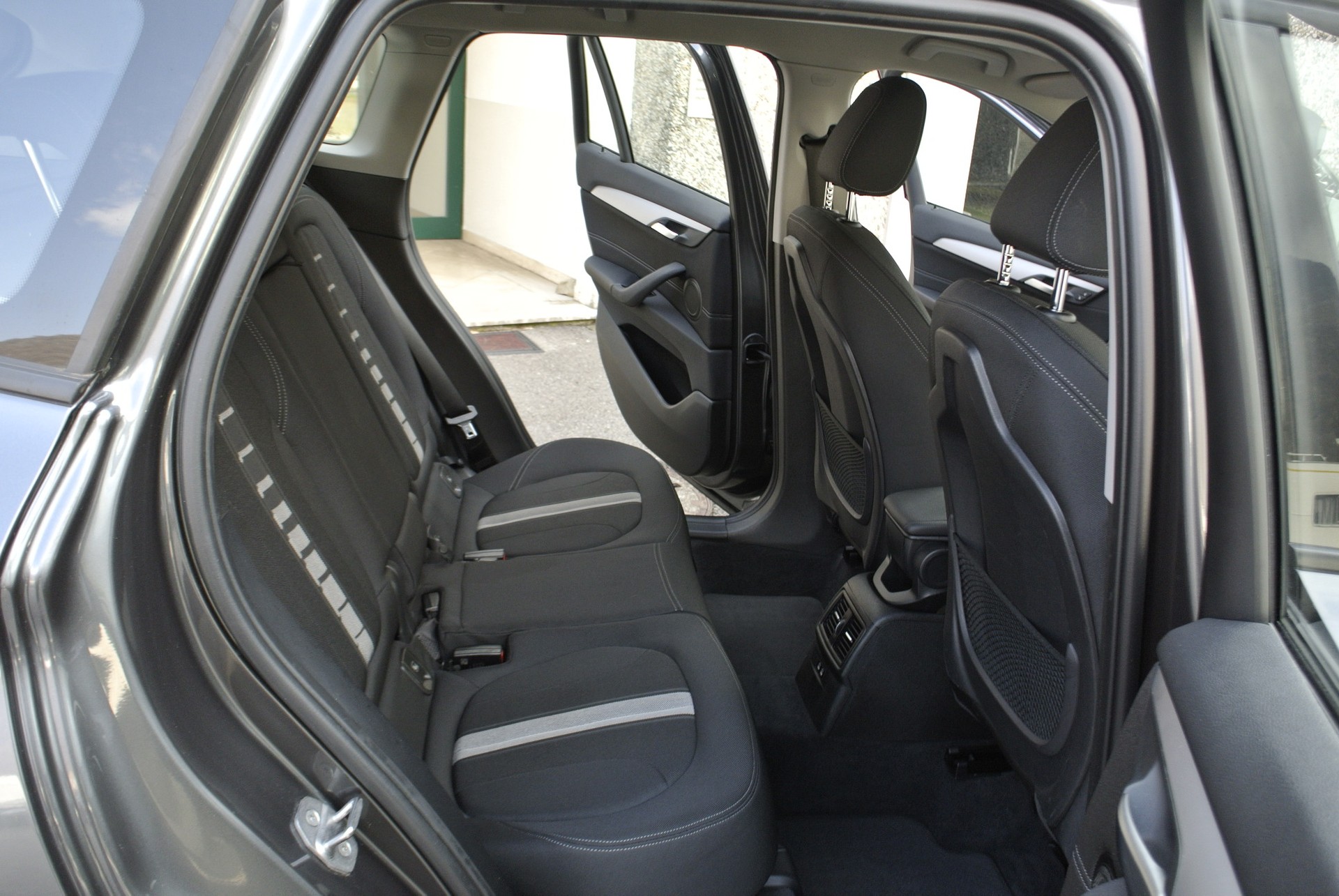 BMW X1 xDrive 18d Steptronic-image-19