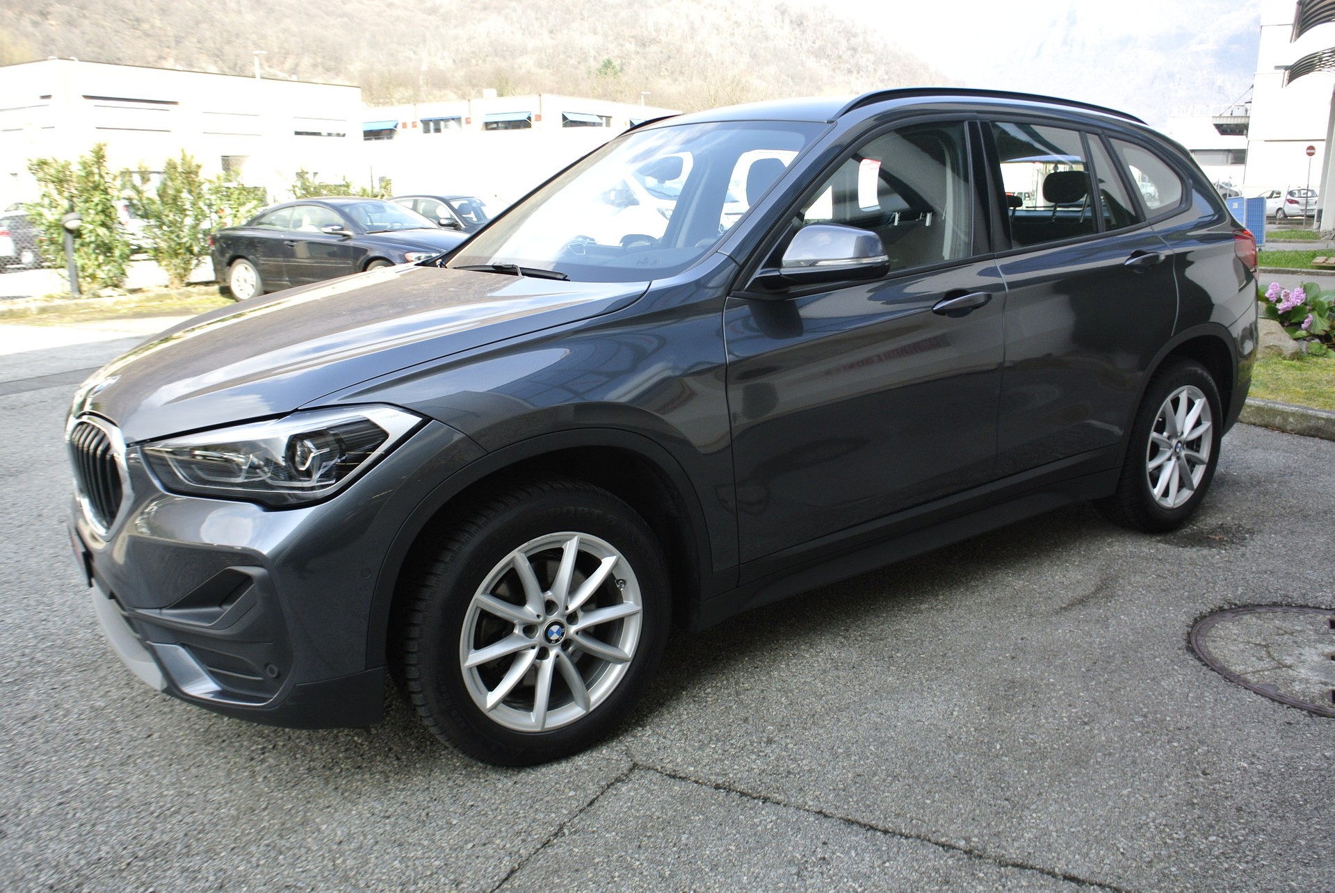 BMW X1 xDrive 18d Steptronic-showroom-element-2