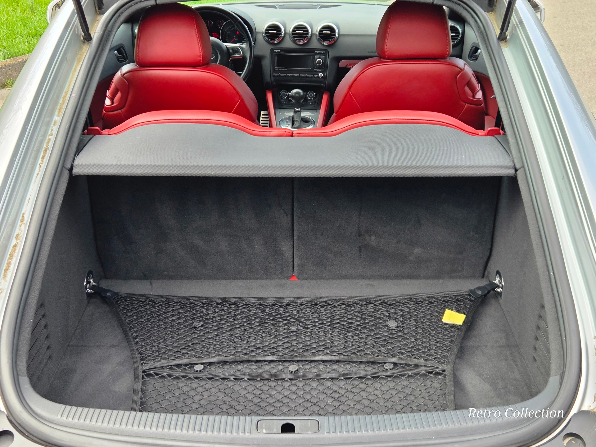 AUDI TT Coupé 3.2 quattro - voiture CH - superbe configuration - carnet de services - expertisée du jour.-image-14