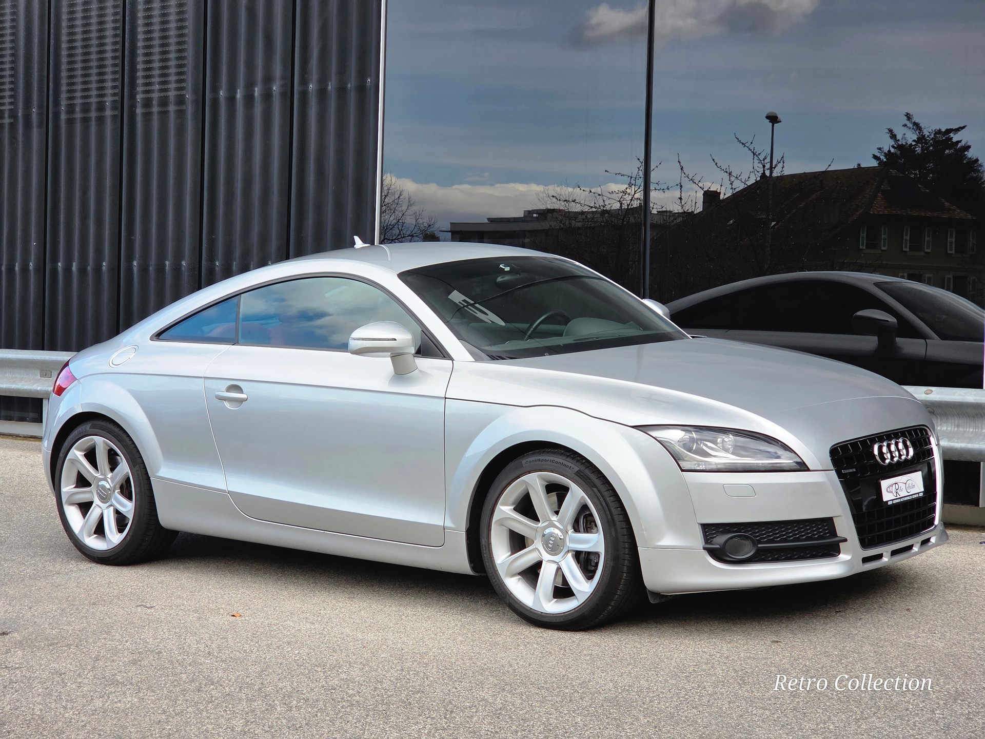 AUDI TT Coupé 3.2 quattro - voiture CH - superbe configuration - carnet de services - expertisée du jour.-image-3