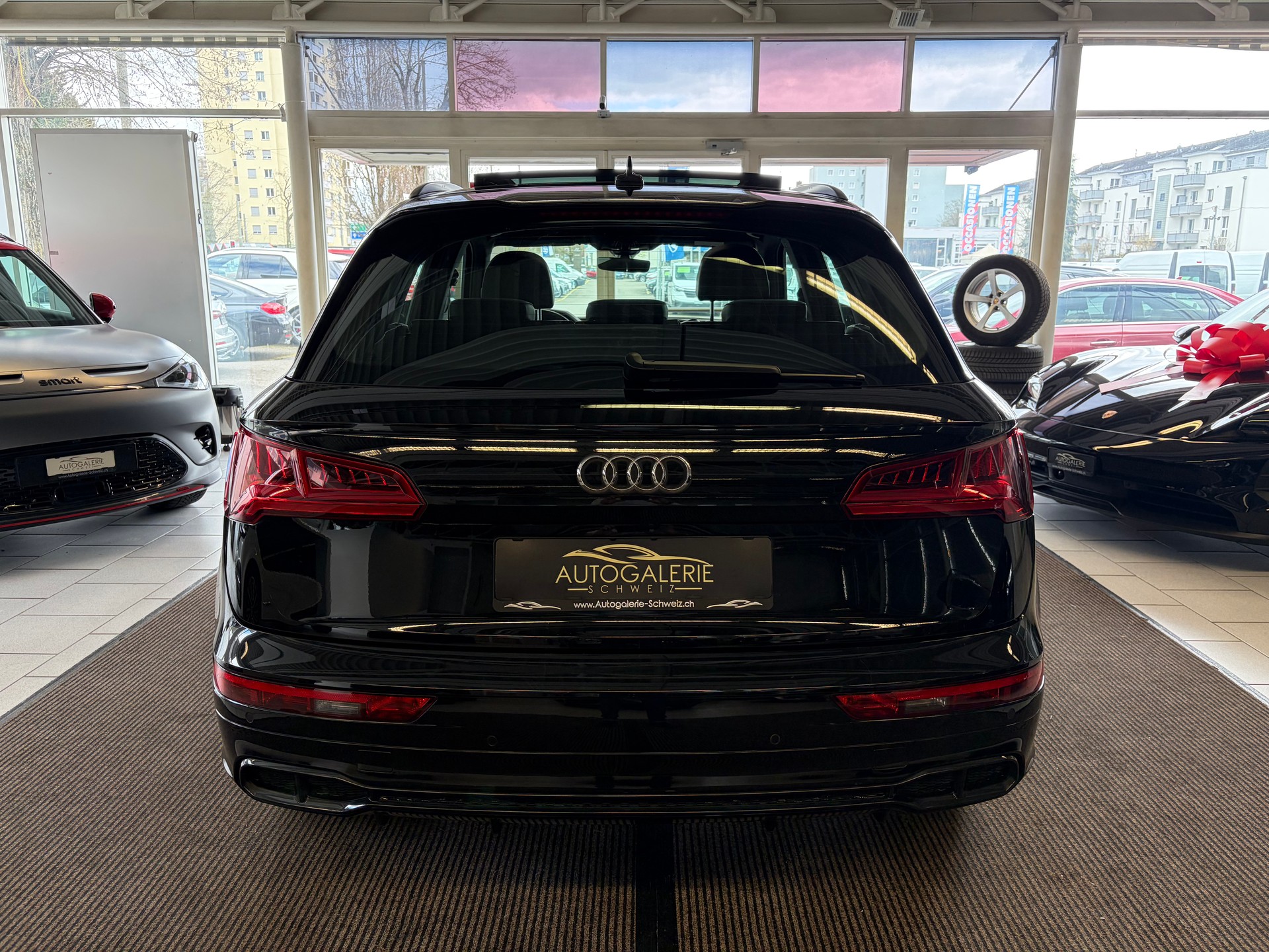 AUDI SQ5 3.0 TFSI quattro S-tronic | CH | Panorama | HeadUp| B&O | Luftfederung | Assistenzsysteme |-image-22