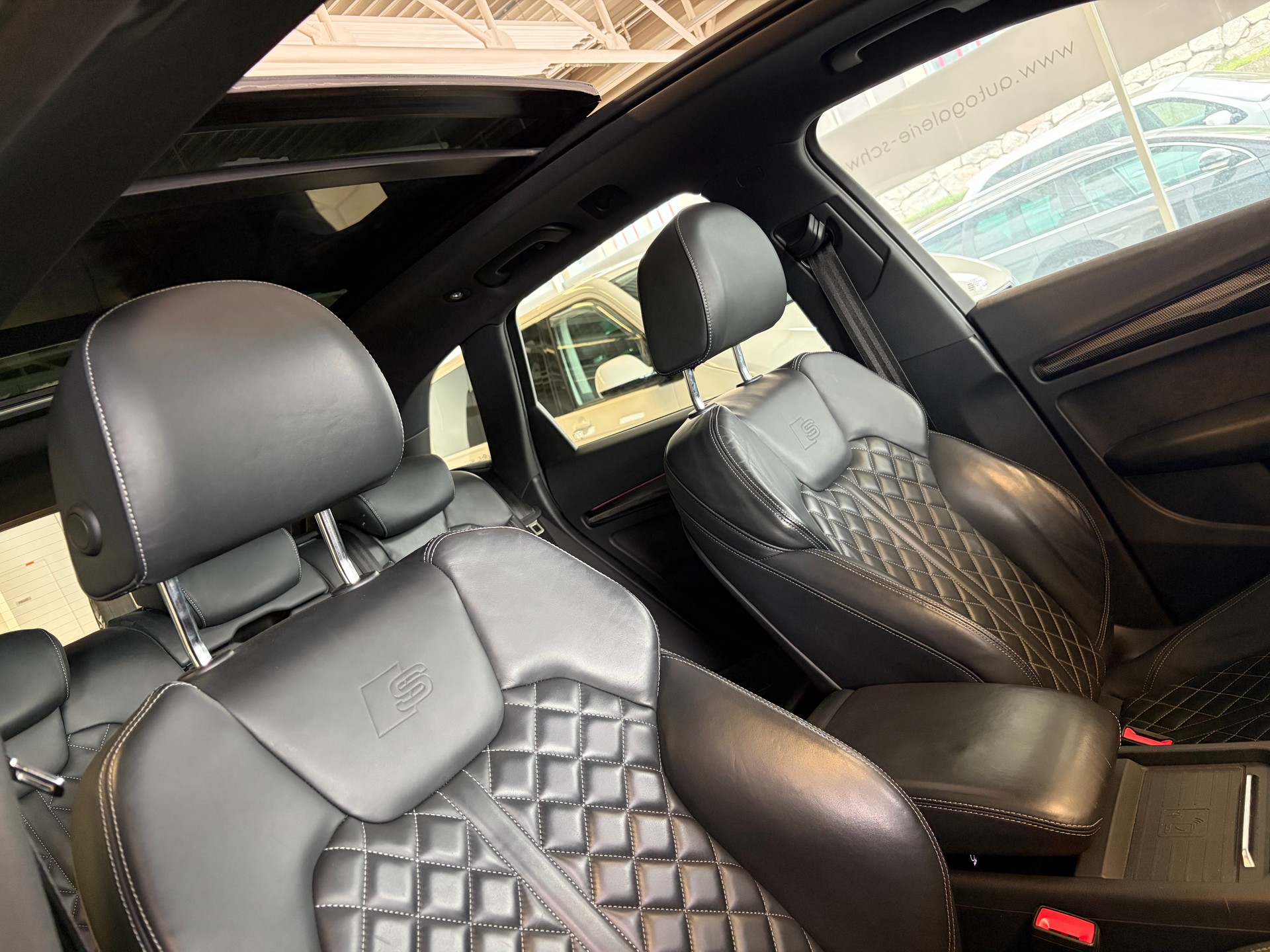 AUDI SQ5 3.0 TFSI quattro S-tronic | CH | Panorama | HeadUp| B&O | Luftfederung | Assistenzsysteme |-image-29