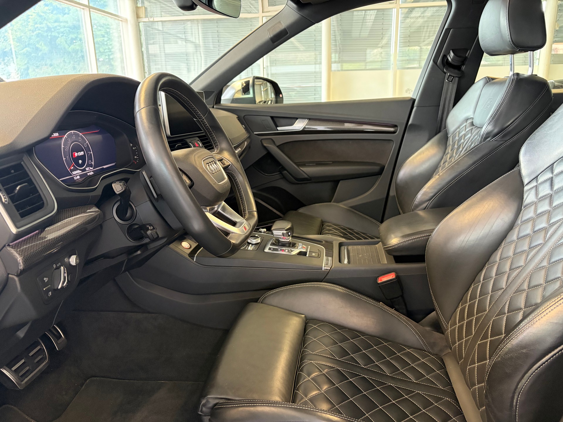AUDI SQ5 3.0 TFSI quattro S-tronic | CH | Panorama | HeadUp| B&O | Luftfederung | Assistenzsysteme |-image-11