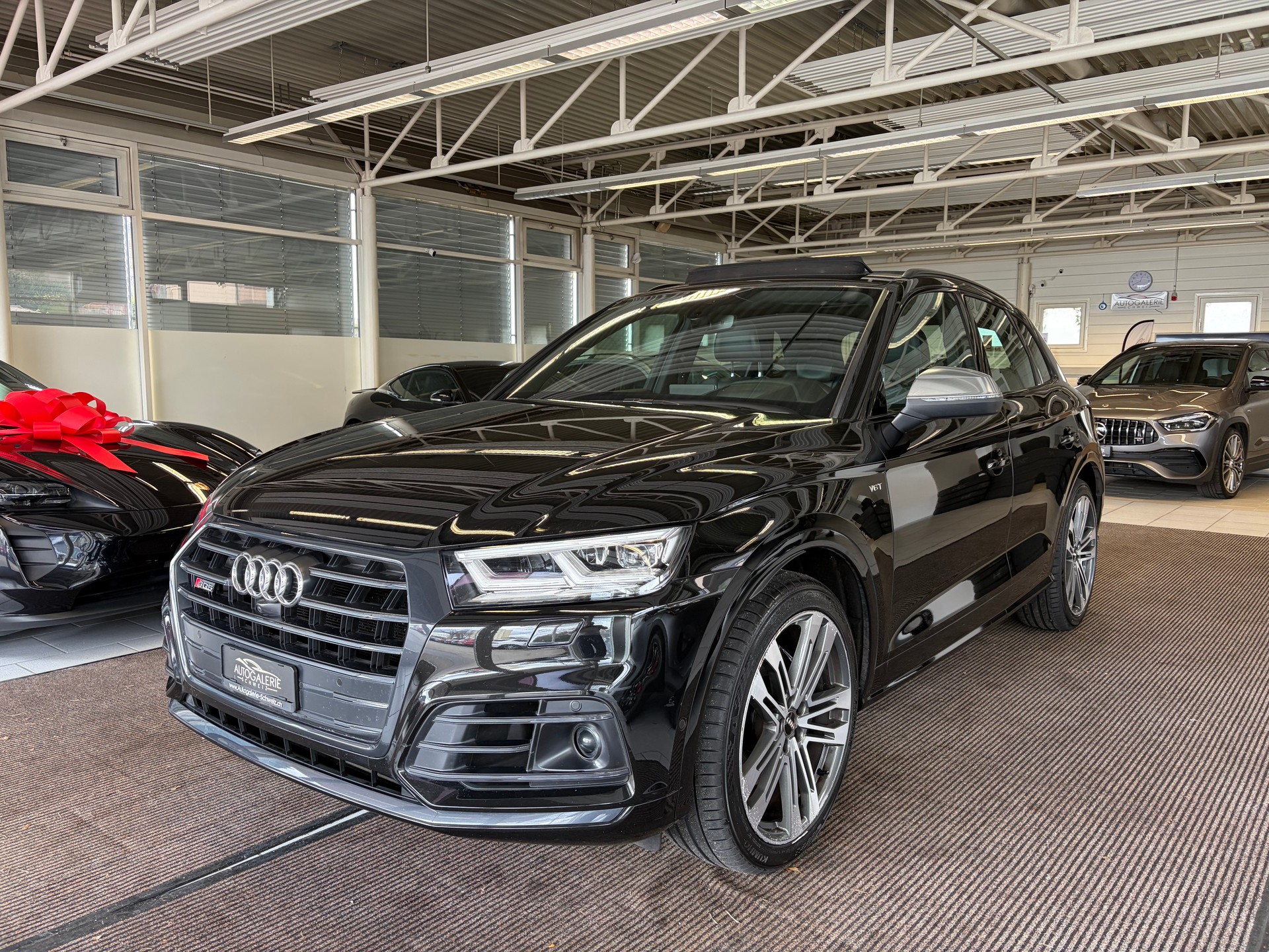 AUDI SQ5 3.0 TFSI quattro S-tronic | CH | Panorama | HeadUp| B&O | Luftfederung | Assistenzsysteme |-image-8