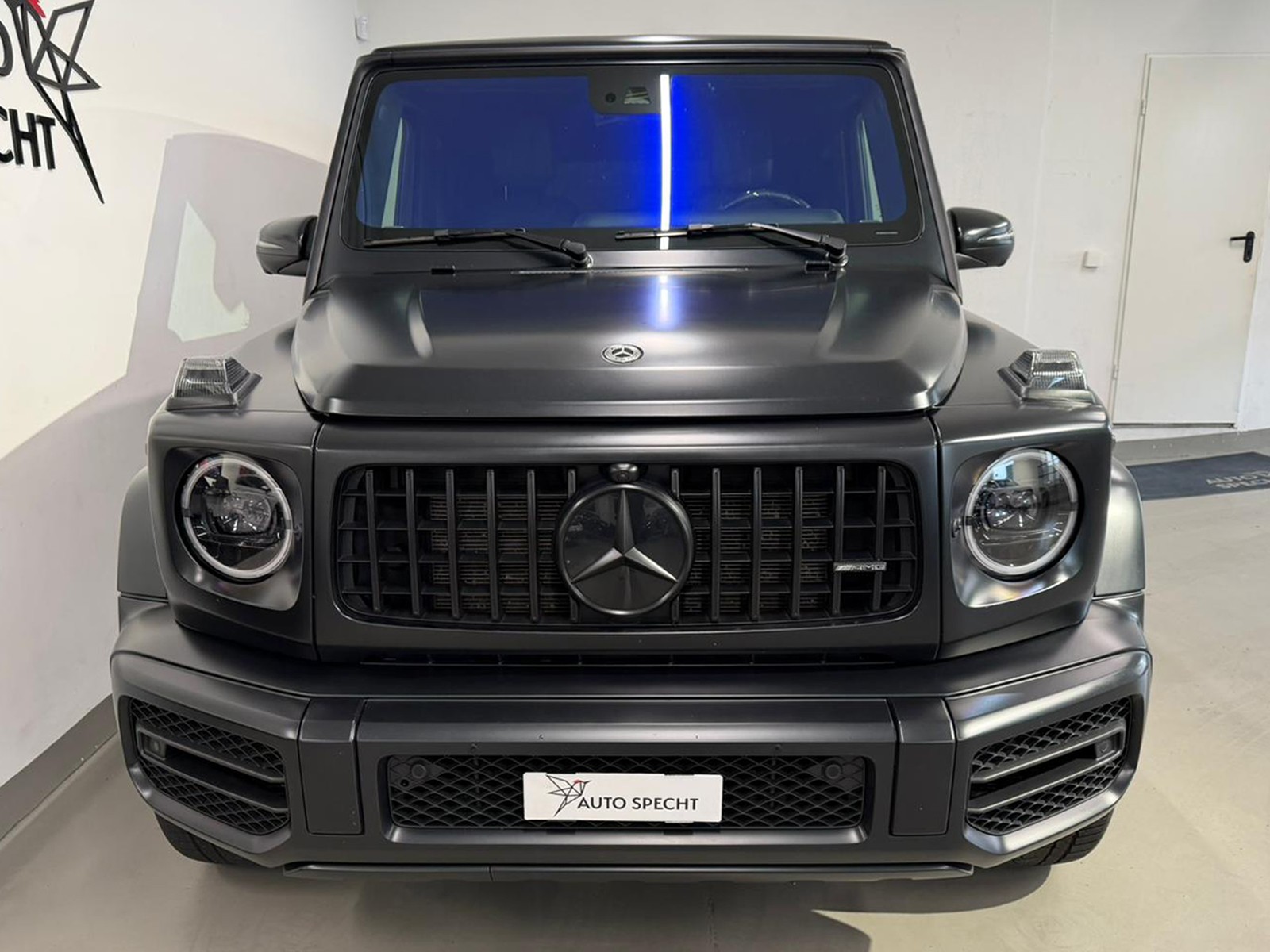 MERCEDES-BENZ G 63 AMG 4x4 Speedshift Plus G-Tronic-showroom-element-2