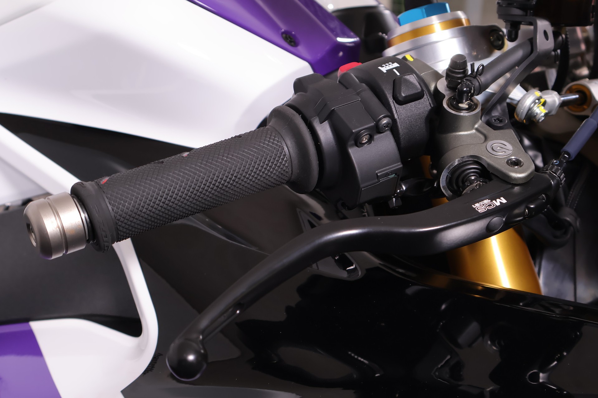 DUCATI Panigale V4 ABS 2023 Racing Replica Martin-image-12
