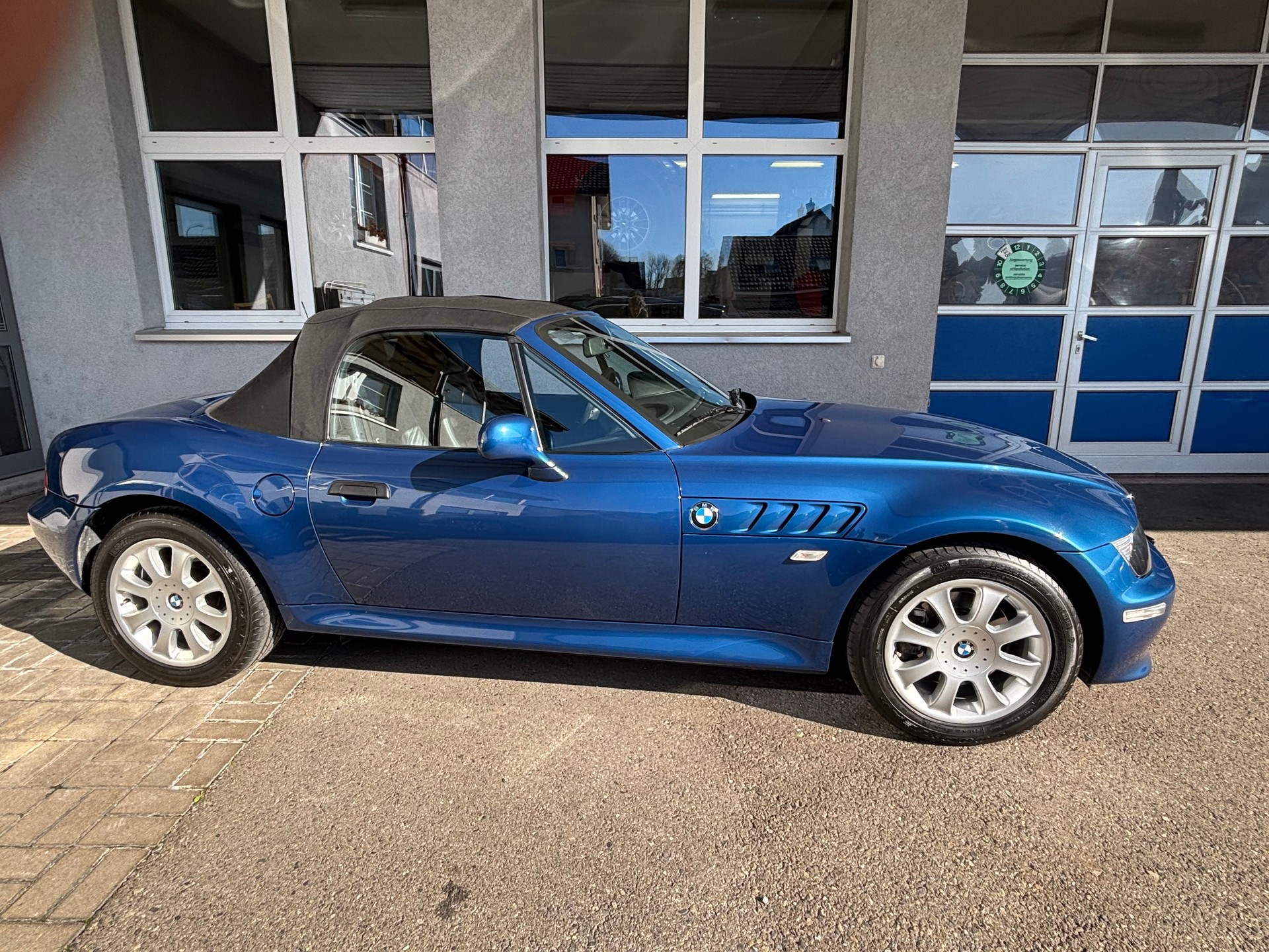 BMW Z3 3.0i Roadster-image-6
