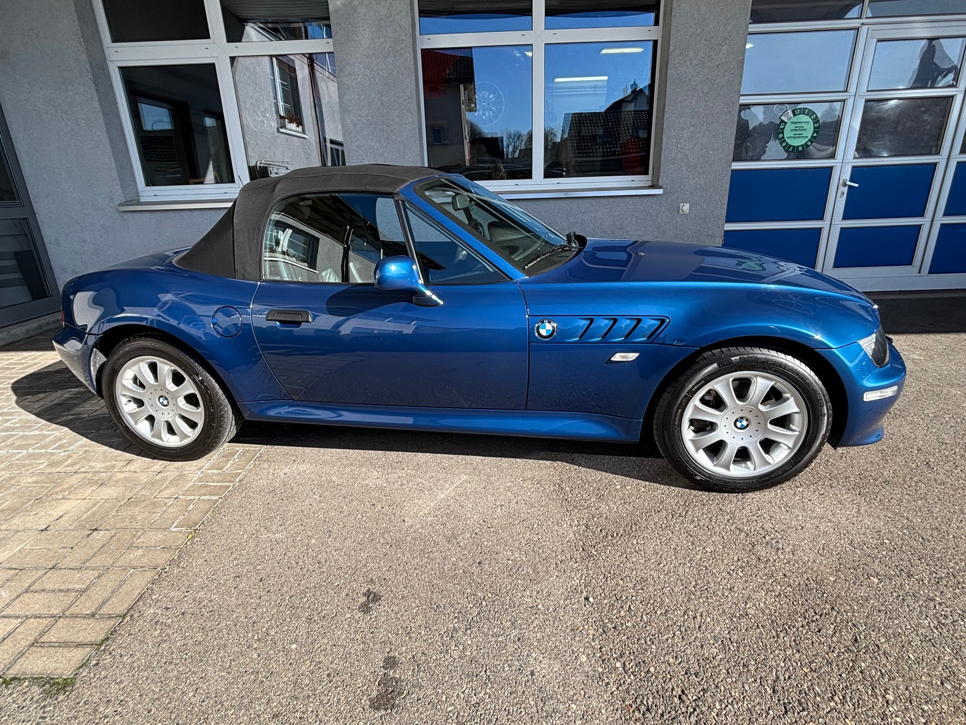 BMW Z3 3.0i Roadster-image-7