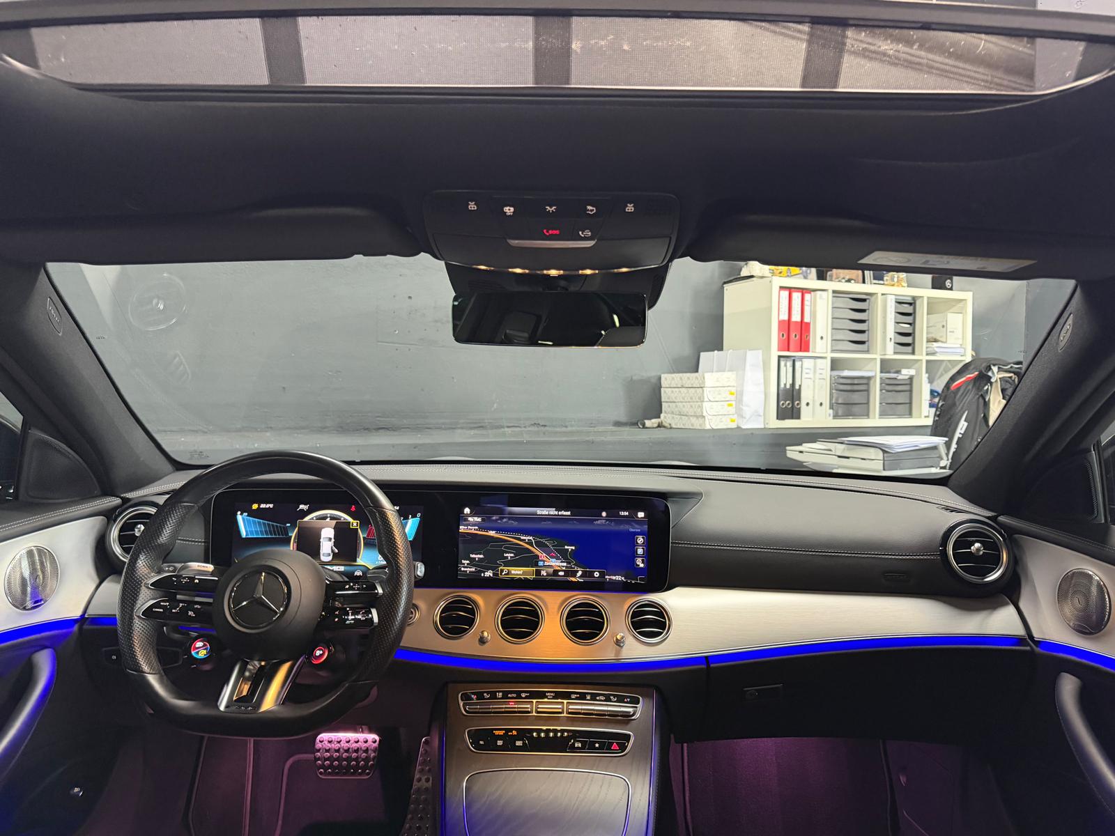 MERCEDES-BENZ AMG E 53 4Matic+ Limited Silver&Black Performance Speedshift 9G-TCT-image-10
