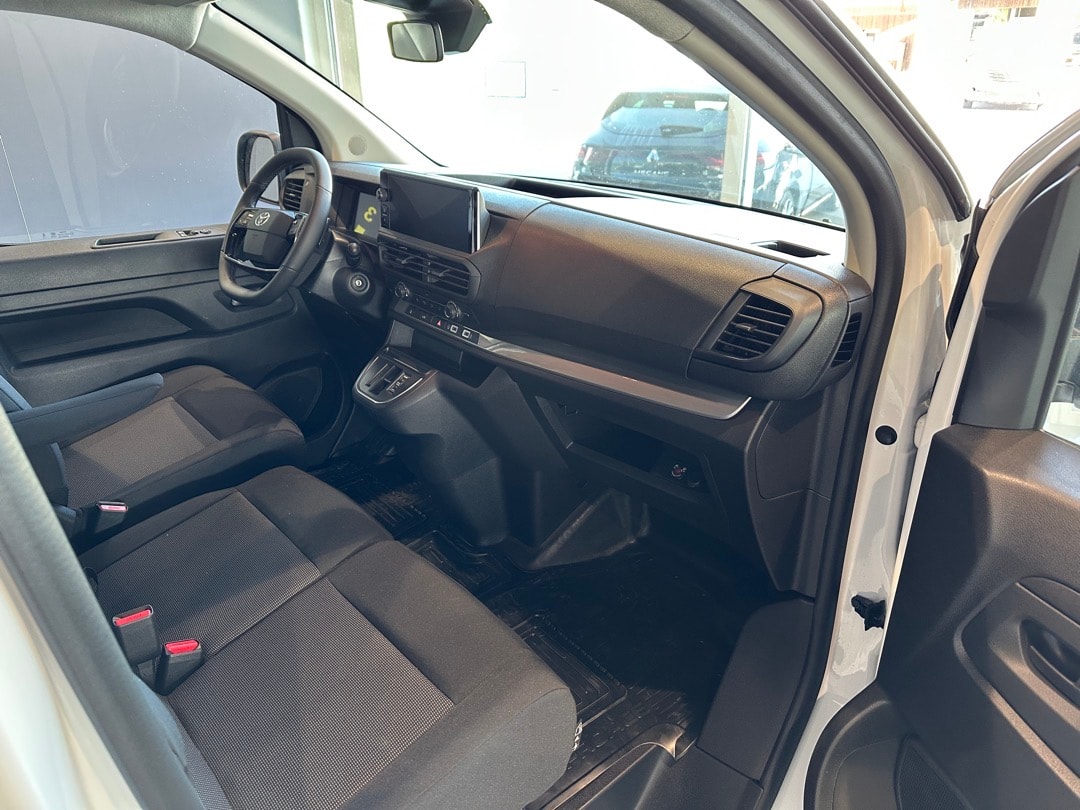 TOYOTA Proace EV 75kWh Long Active-image-15