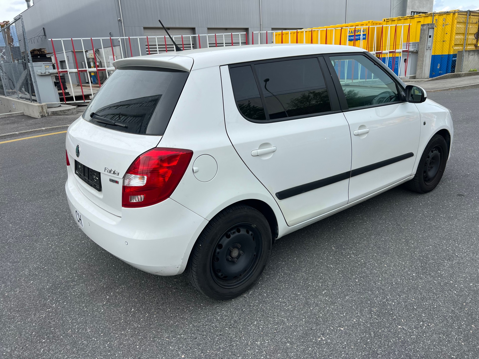 SKODA Fabia 1.2 TSI Classic DSG-image-5