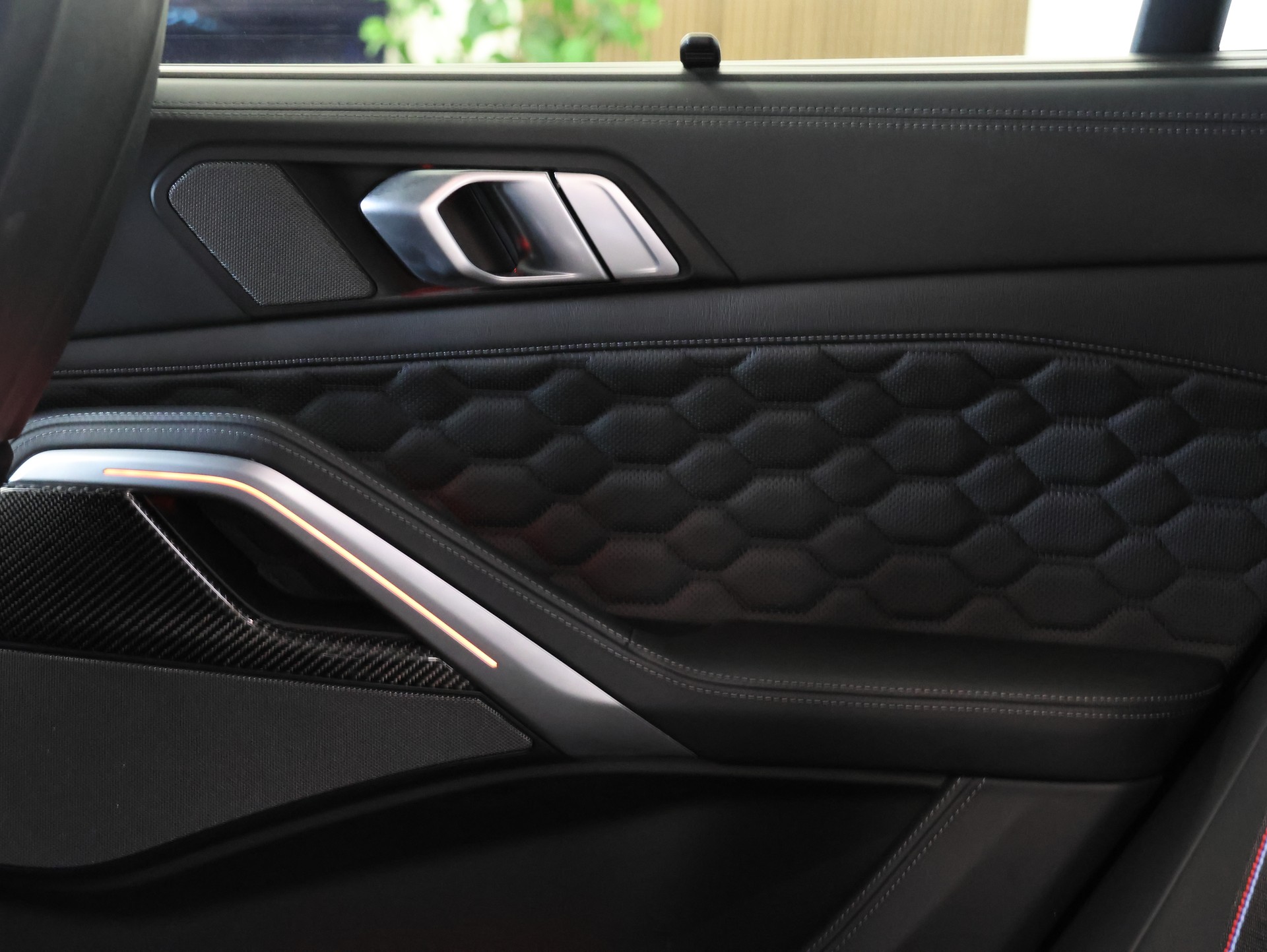 BMW X6M Steptronic M Competition *Harman&Kardon* *Carbon Packet* *Head Up Display*-image-39