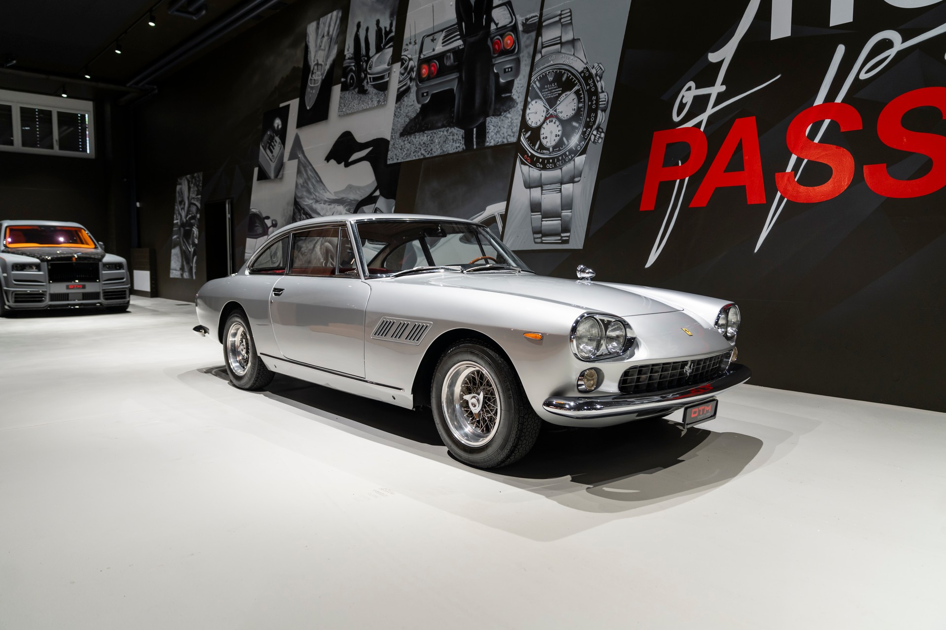 FERRARI 330 GT 2+2