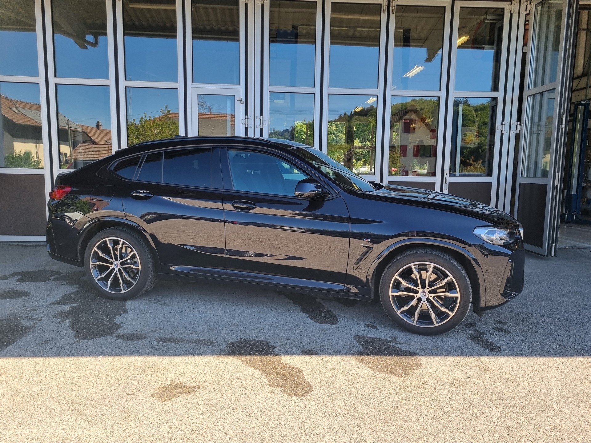 BMW X4 xDrive 48V 20d M Sport Steptronic-showroom-element-2
