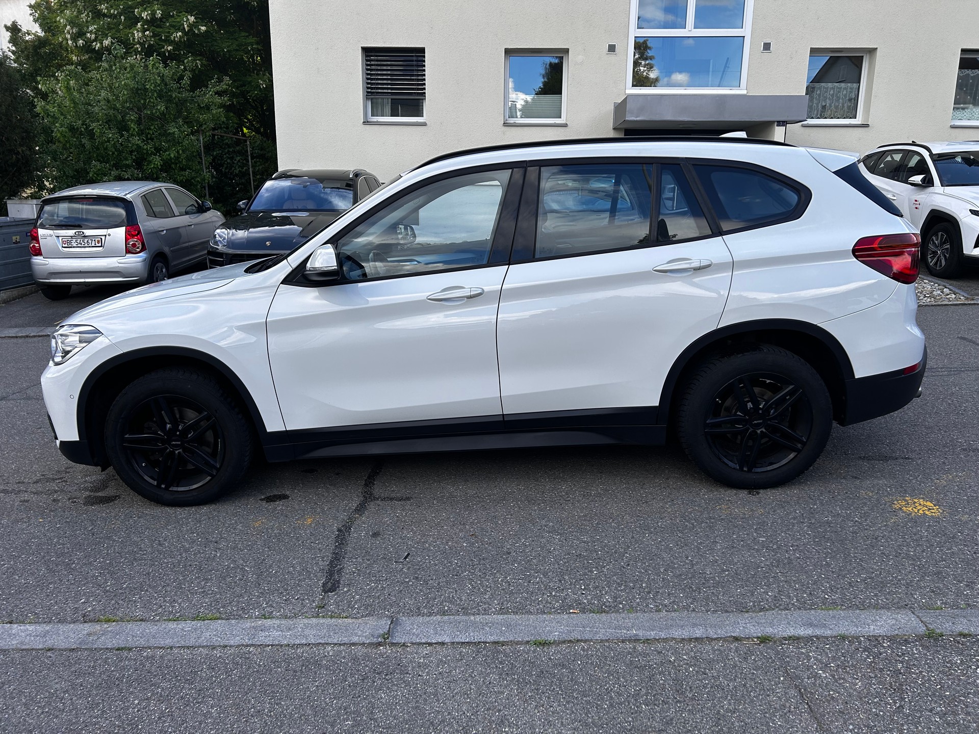 BMW X1 xDrive 18d Steptronic-image-6