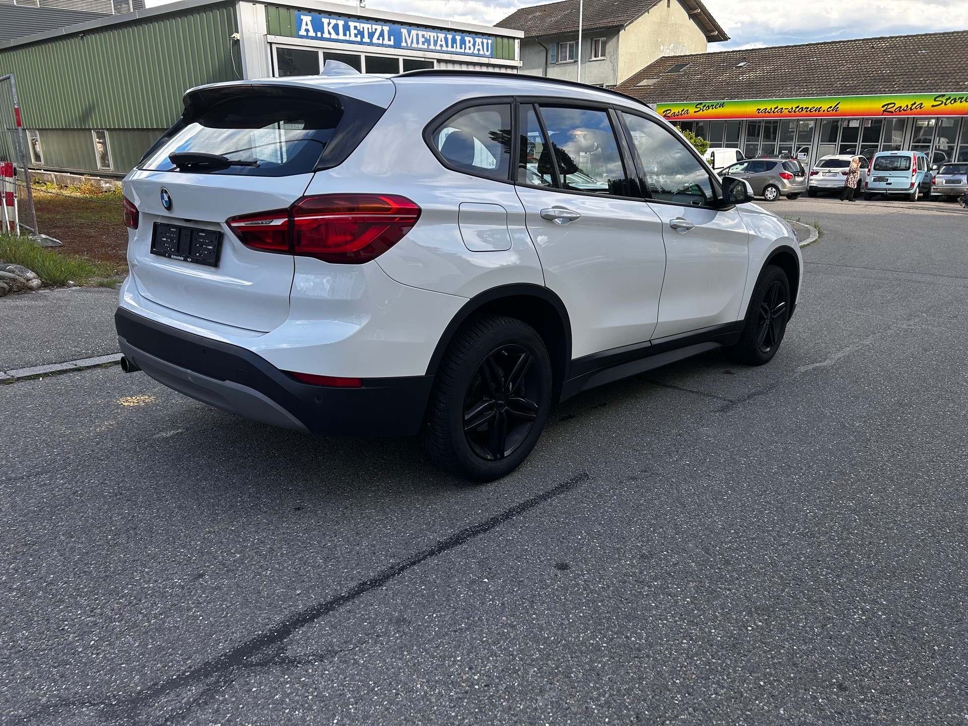 BMW X1 xDrive 18d Steptronic-image-4