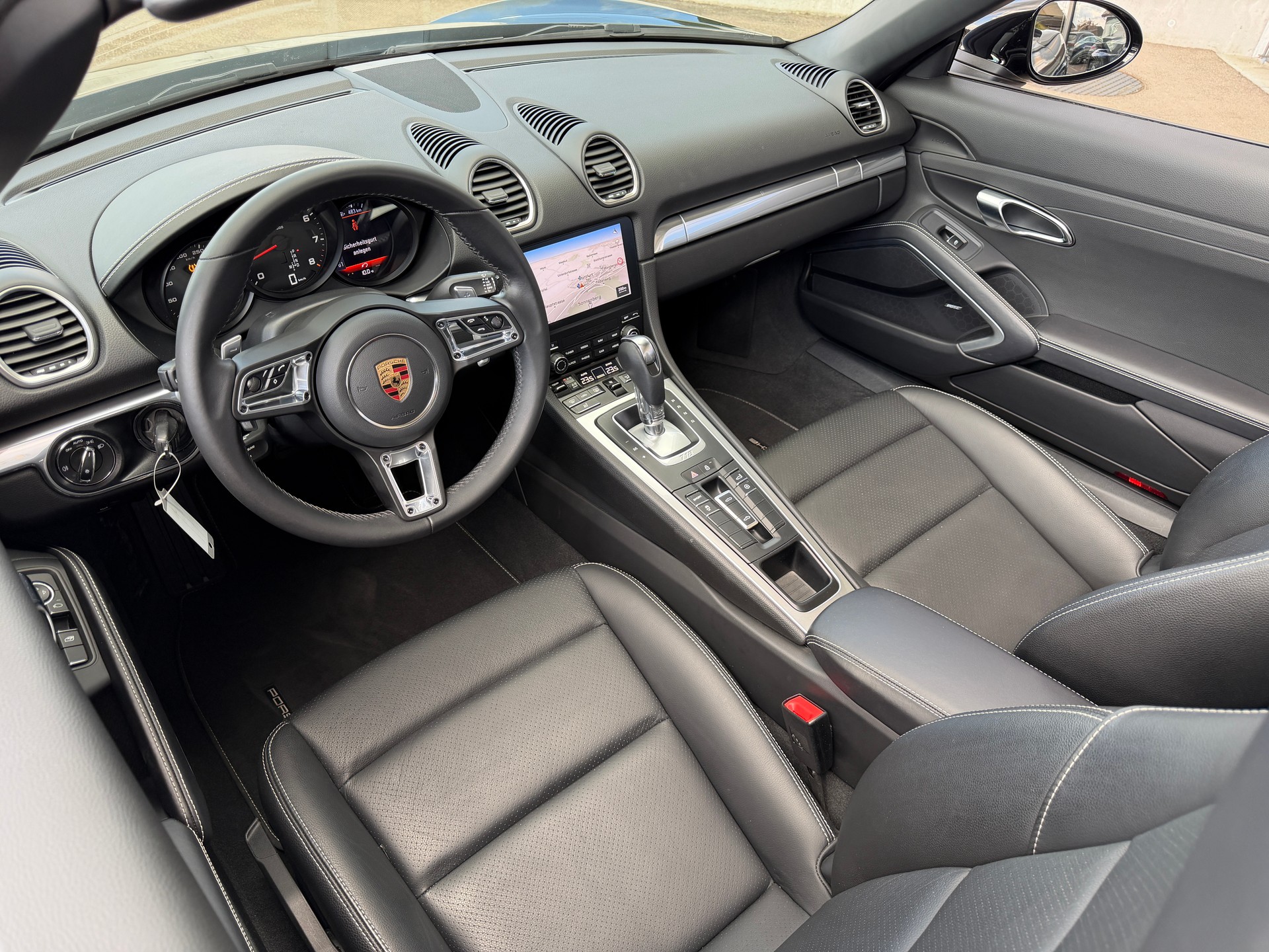 PORSCHE 718 Boxster 2.0 T Style Edition PDK-image-14
