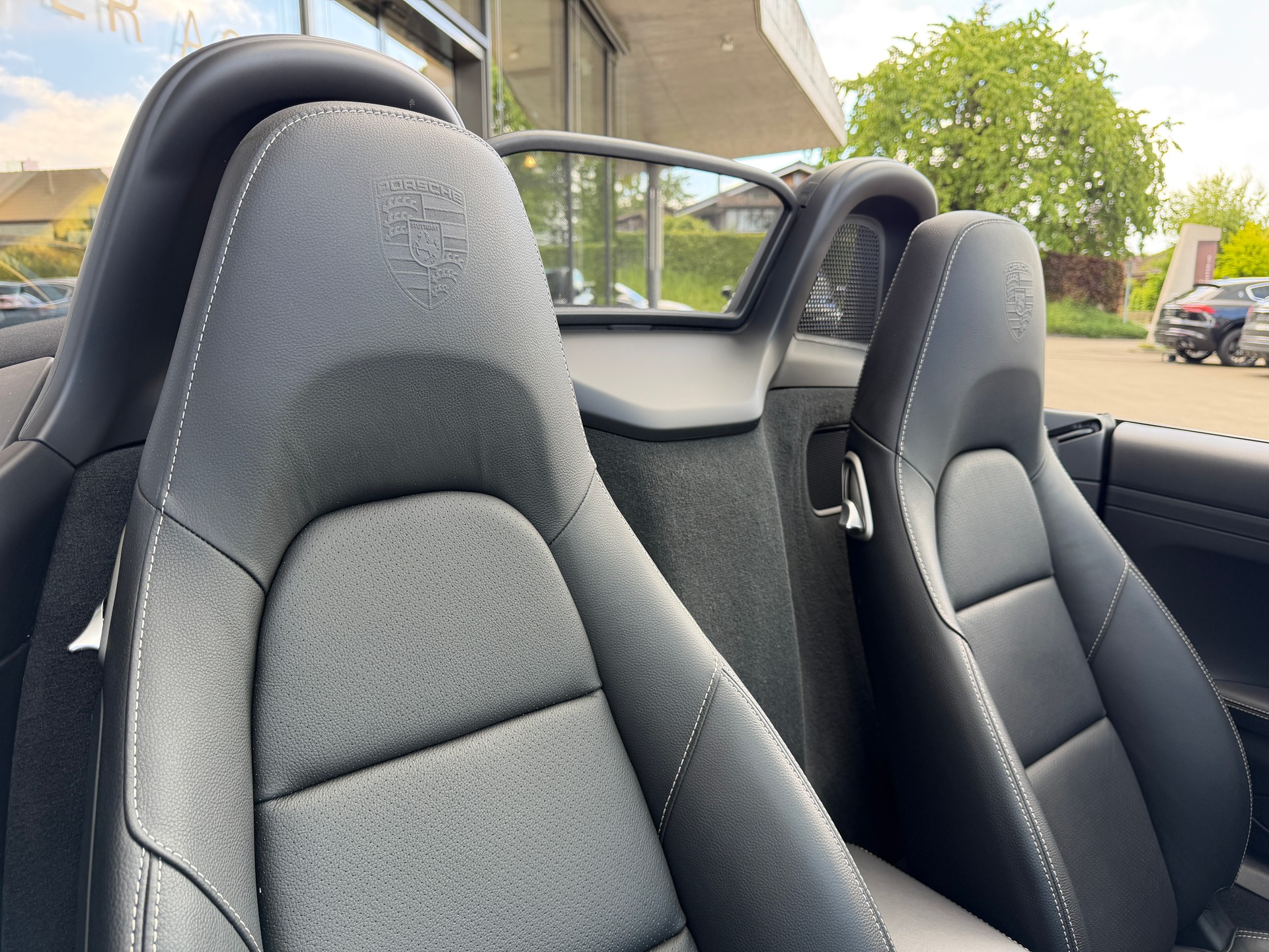 PORSCHE 718 Boxster 2.0 T Style Edition PDK-image-16
